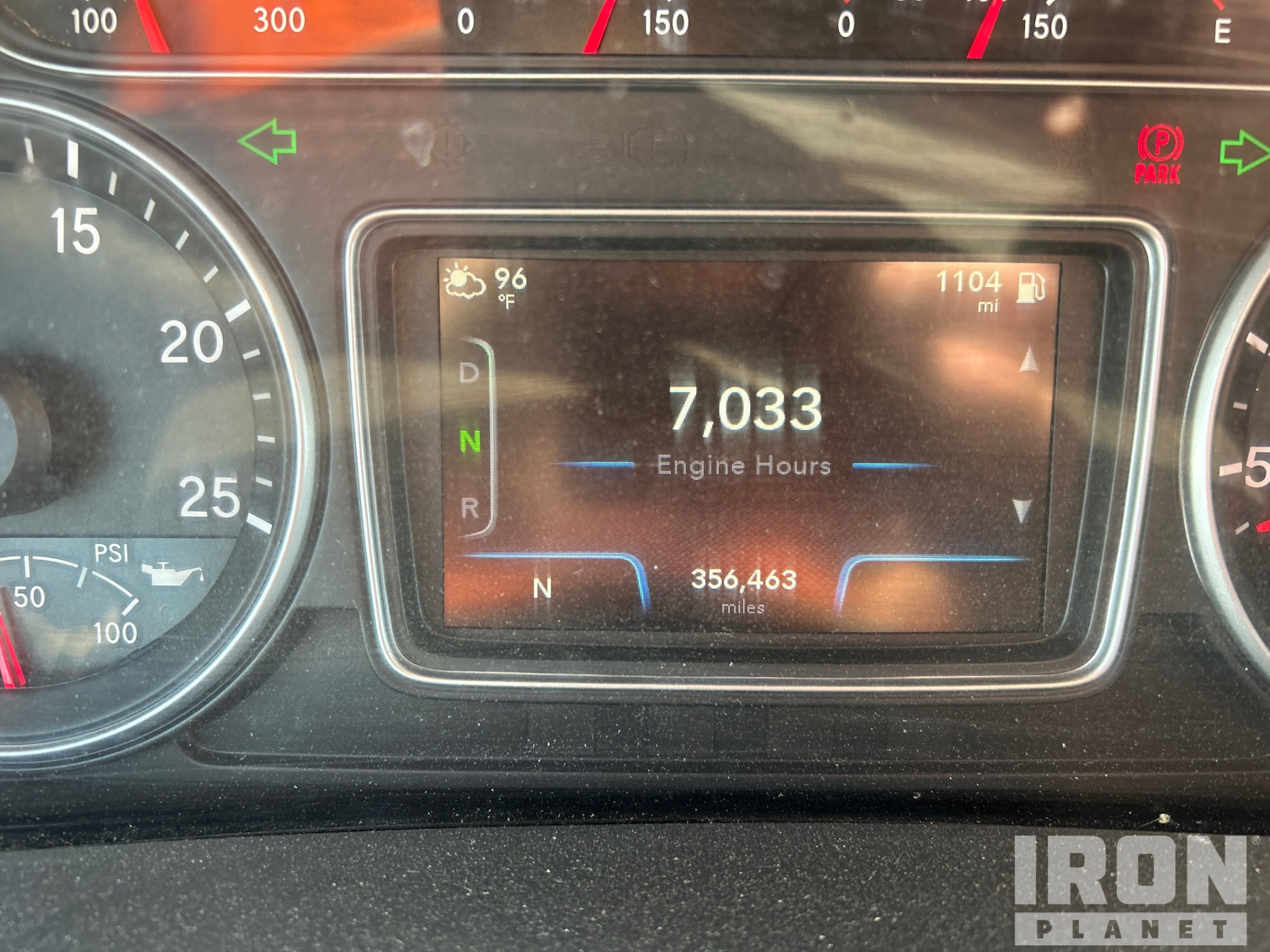 2019 International LT625