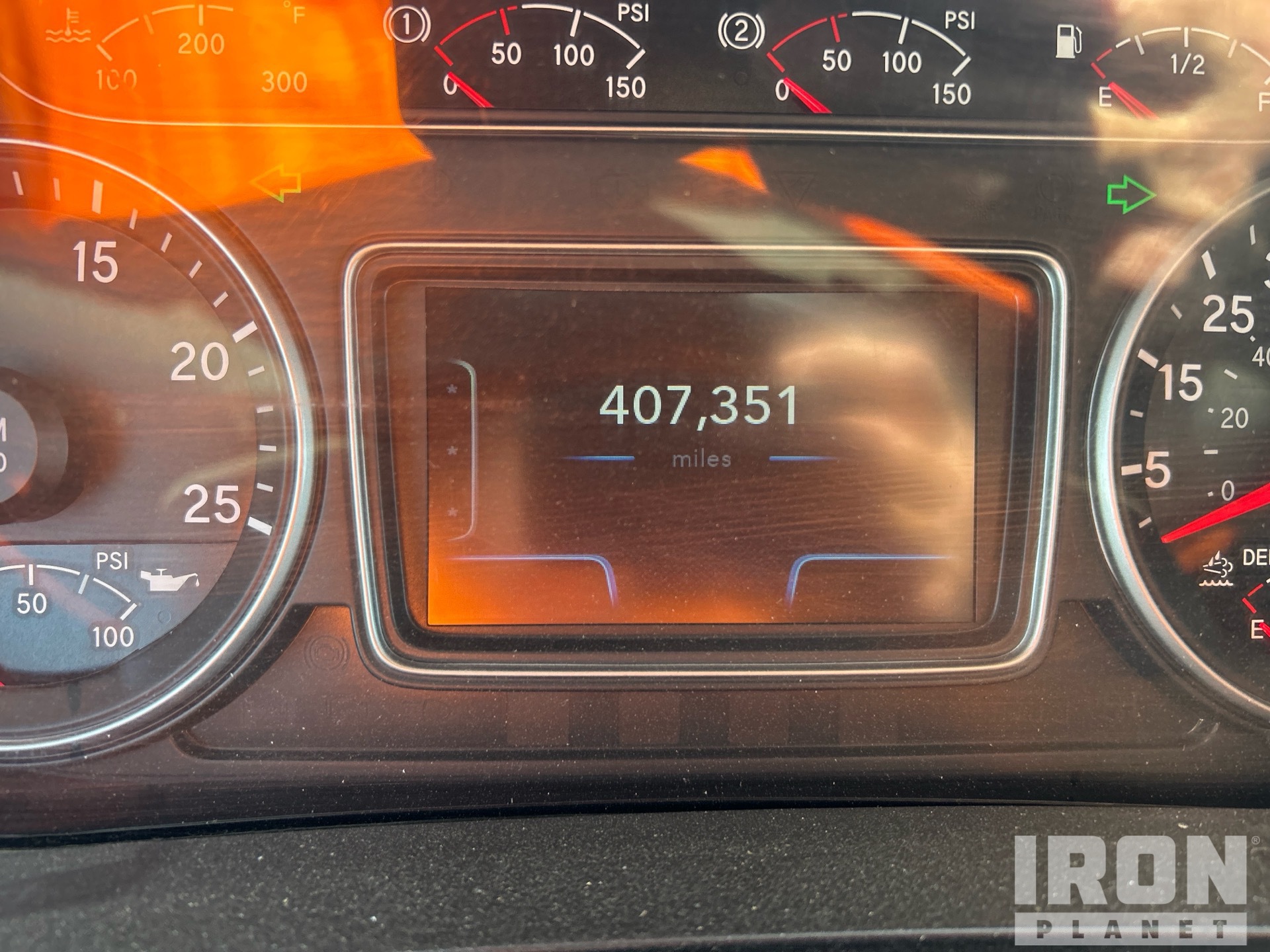2019 International LT625