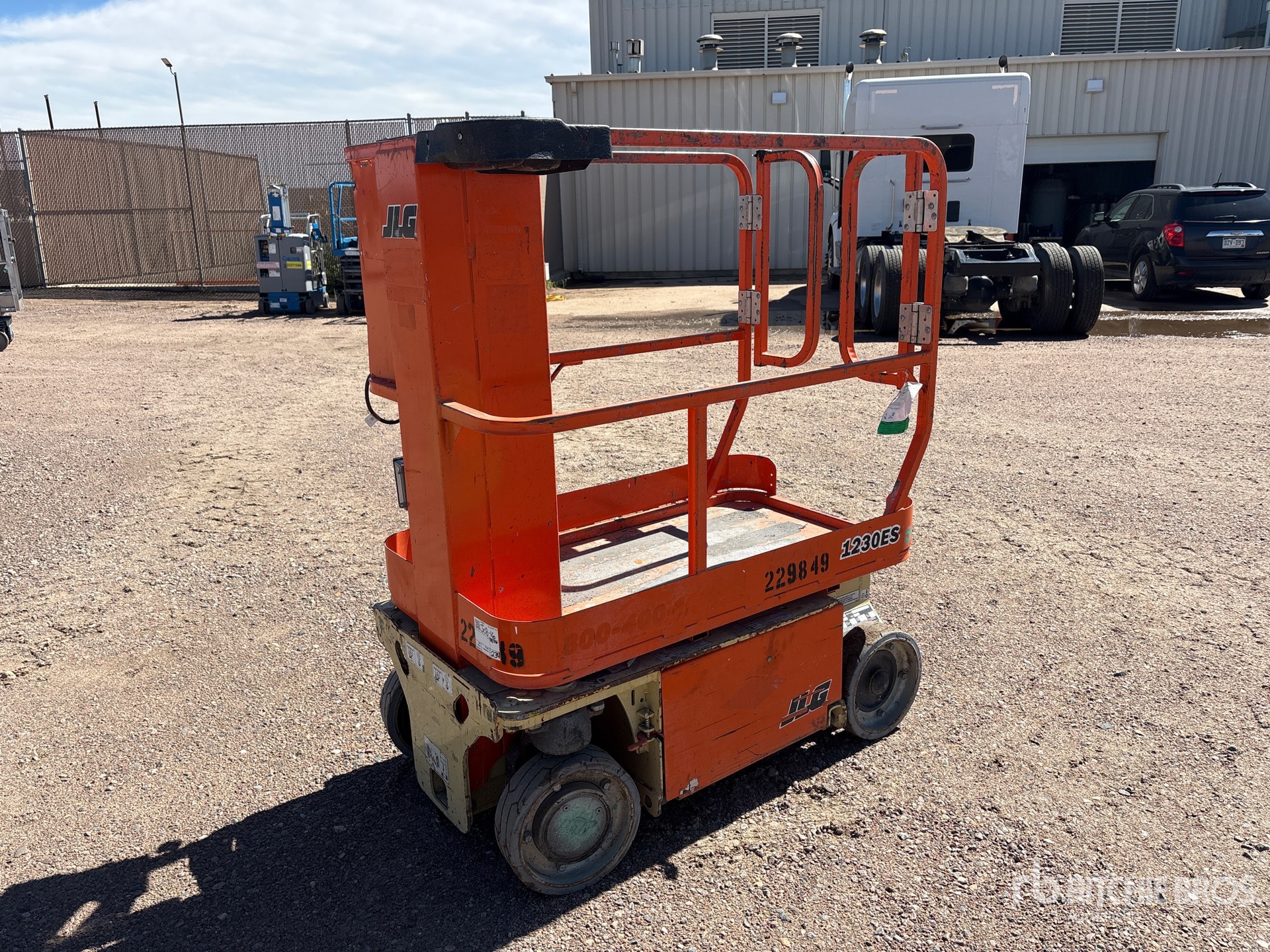 2019 JLG 1230ES