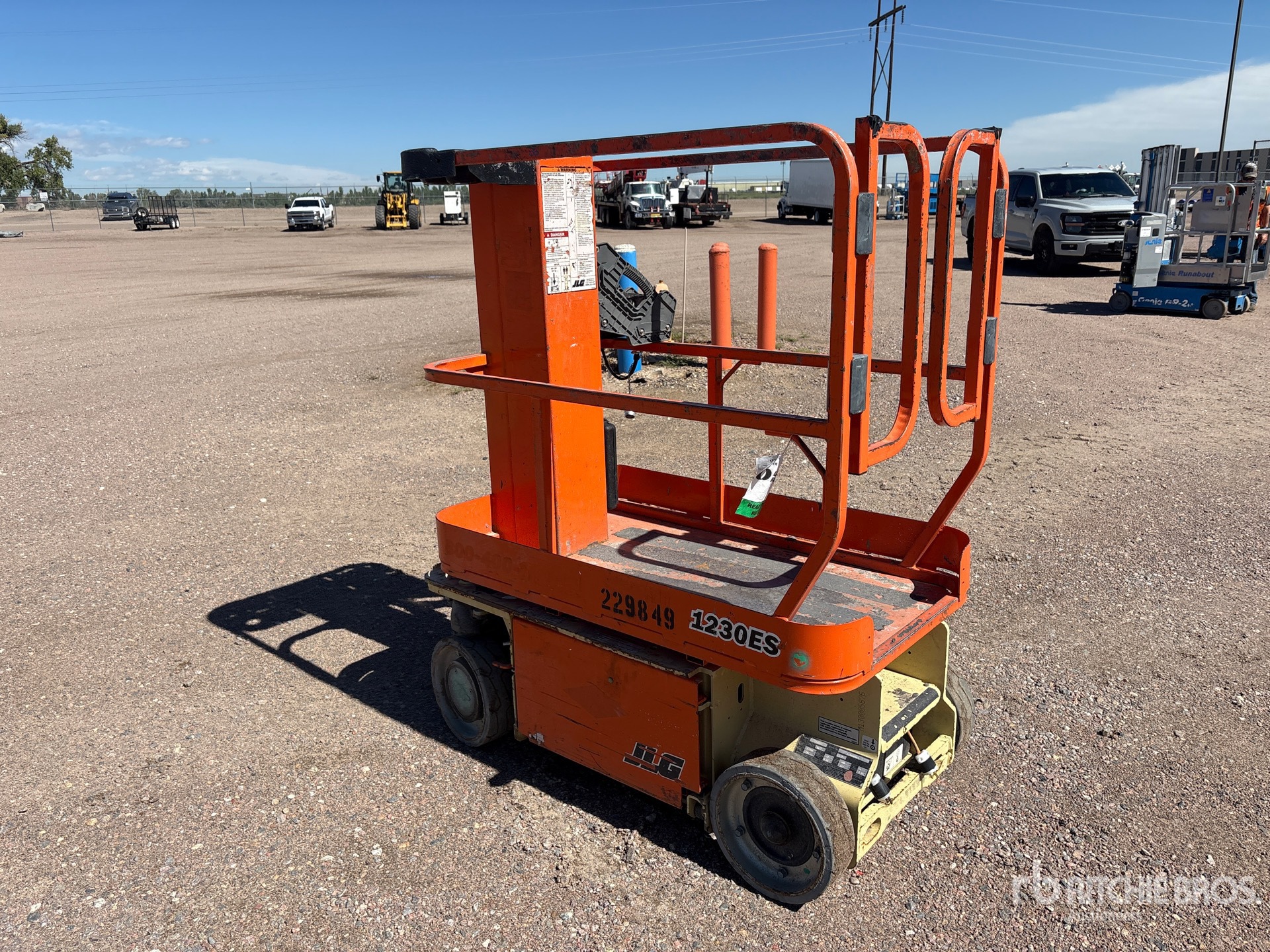 2019 JLG 1230ES