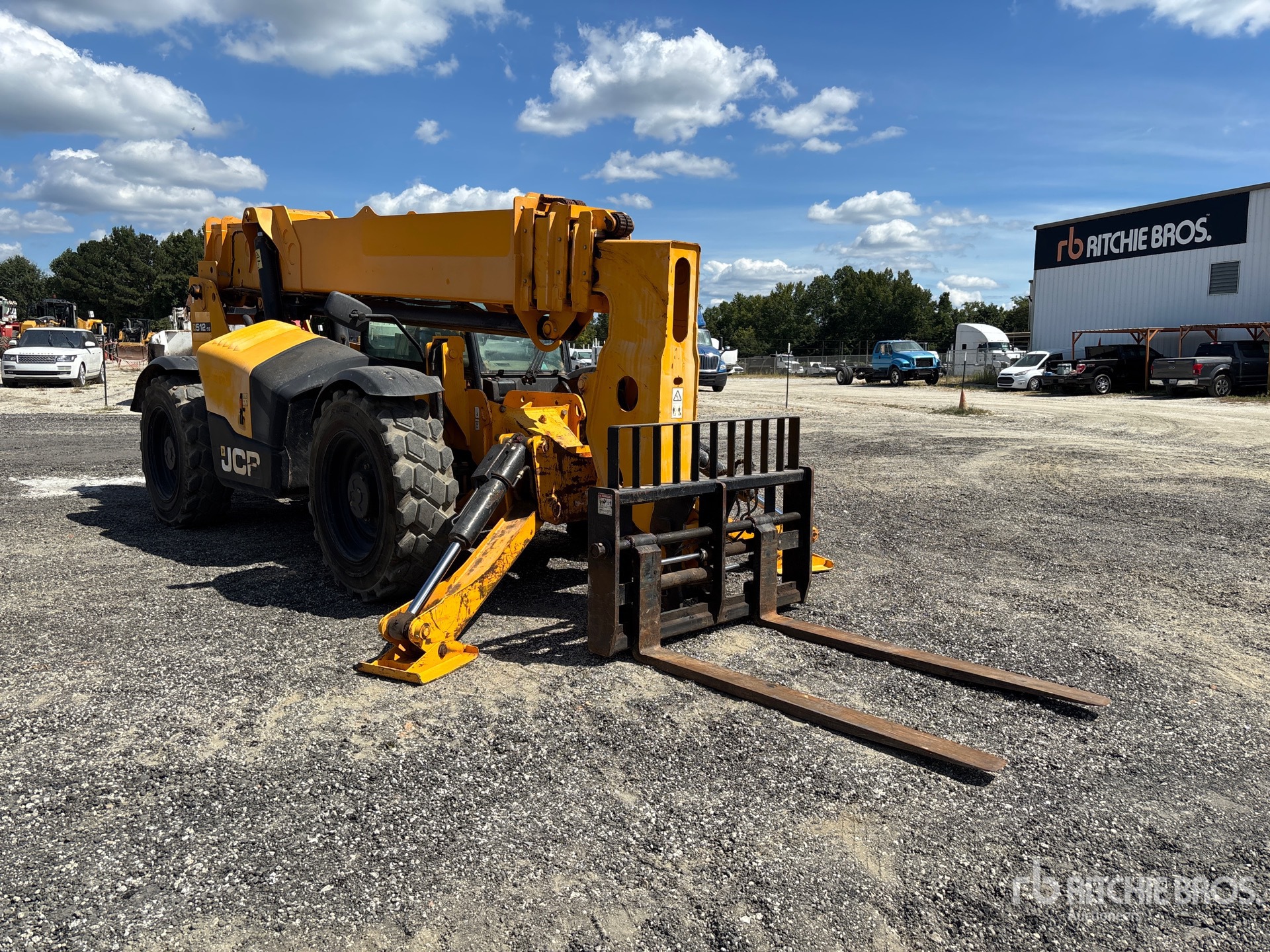 2020 JCB 512-56
