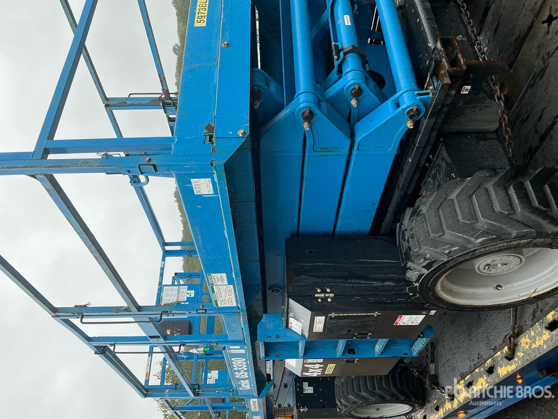 2017 Genie GS3390