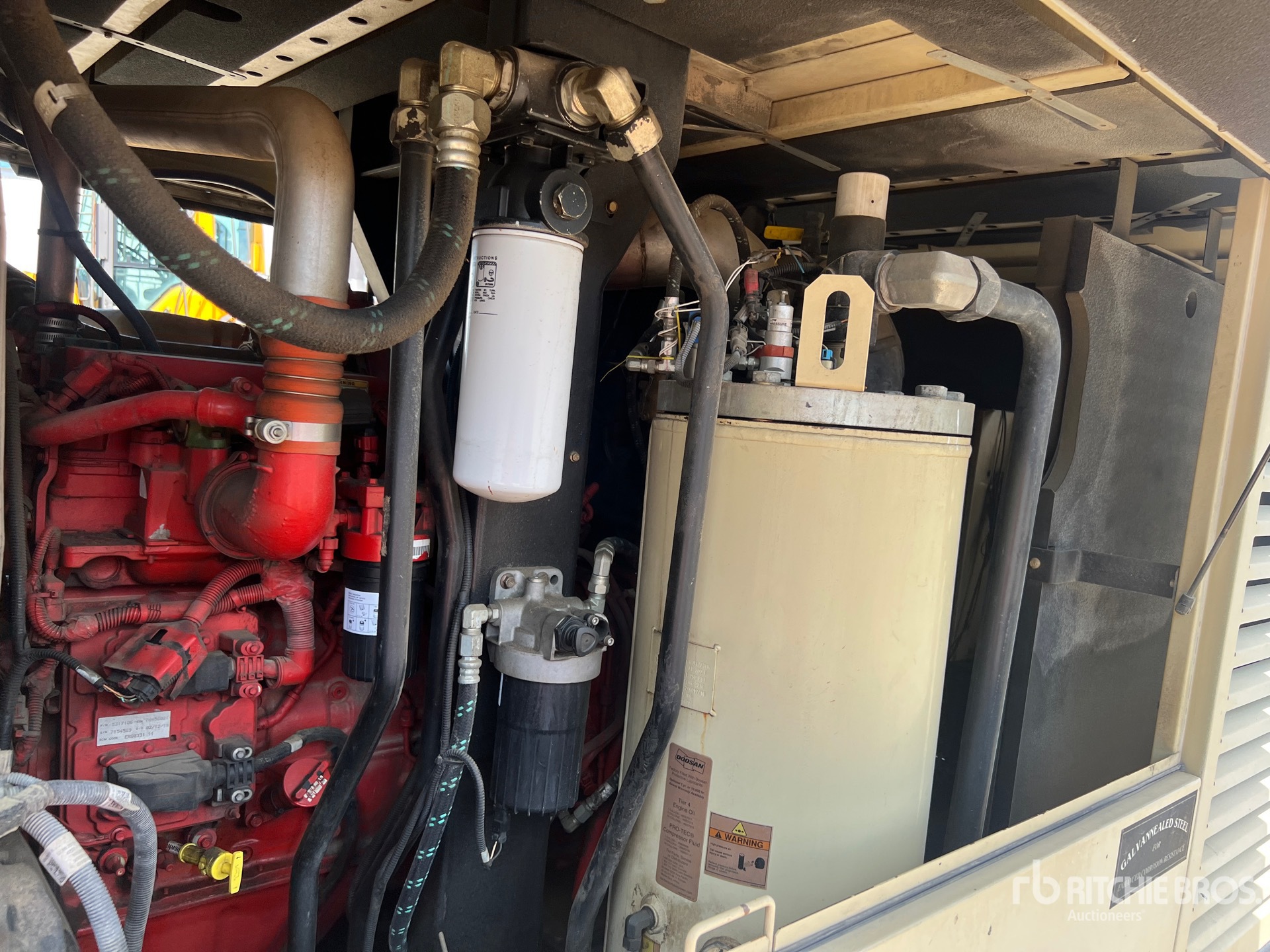2019 Doosan Portable Power XP825/HP750WCU