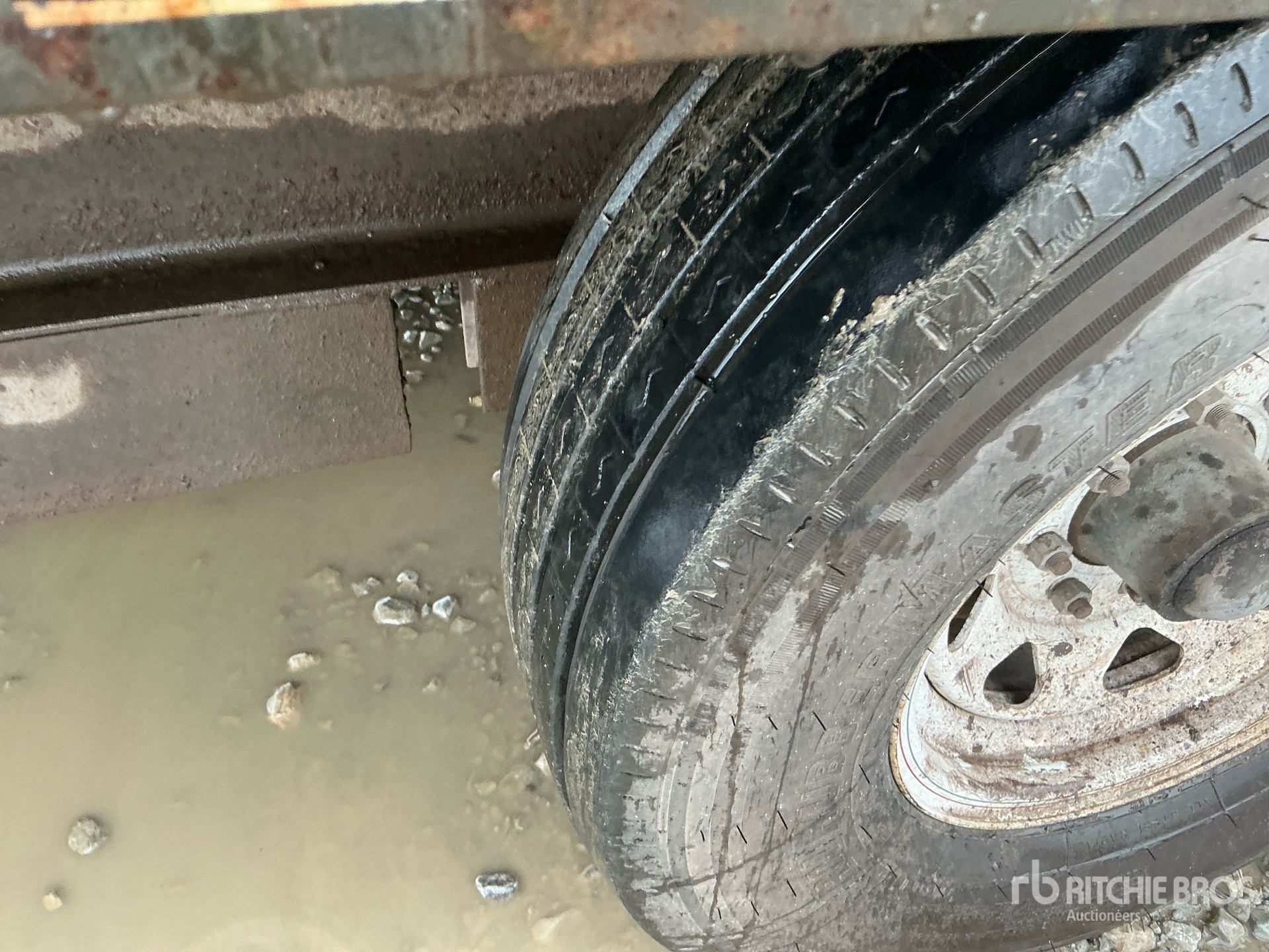 2012 NLB T/A 10,000 WATER PRESSURE WASHER