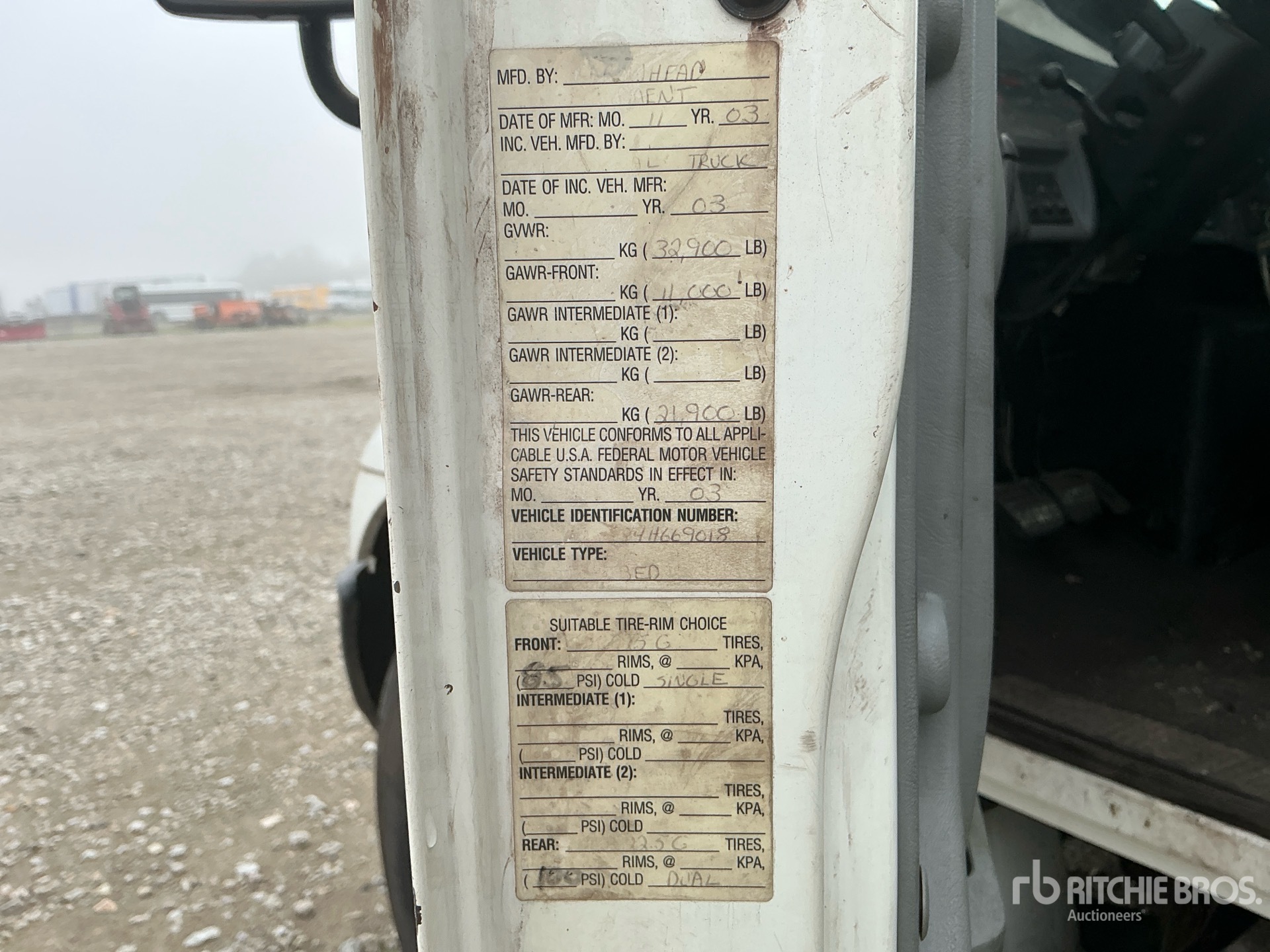 2004 International 4300