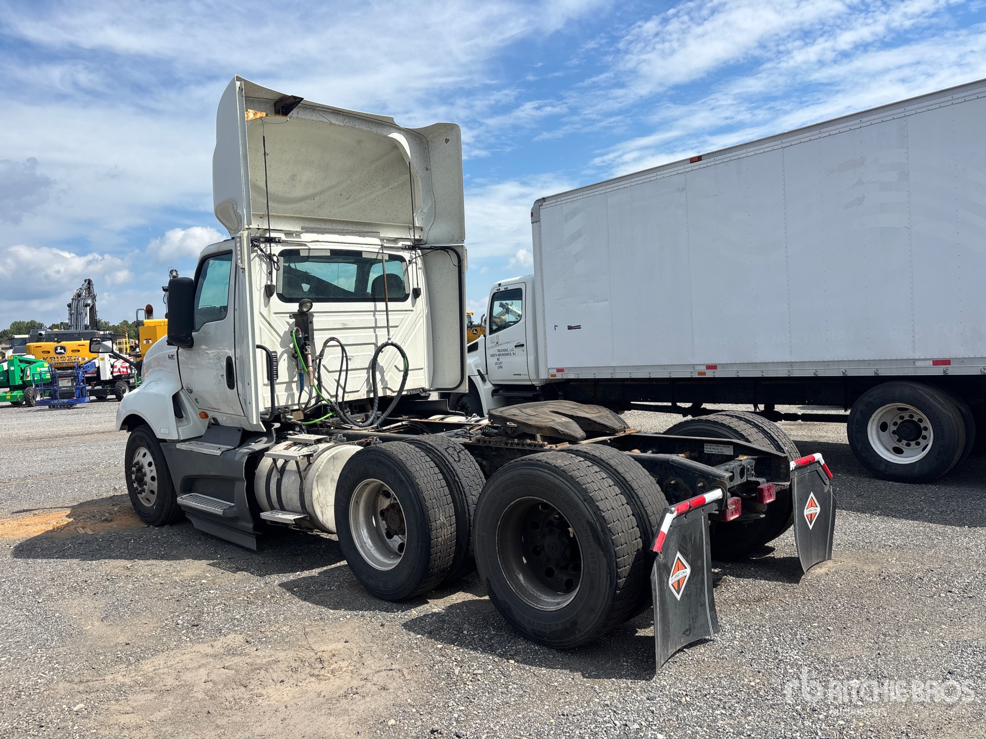 2018 International LT625