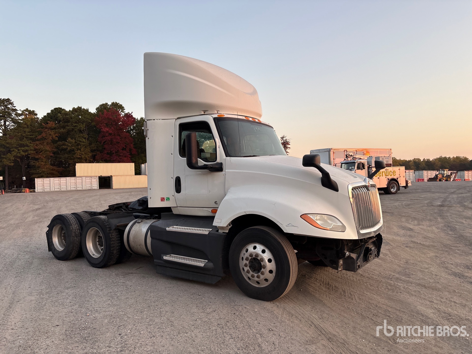 2018 International LT625