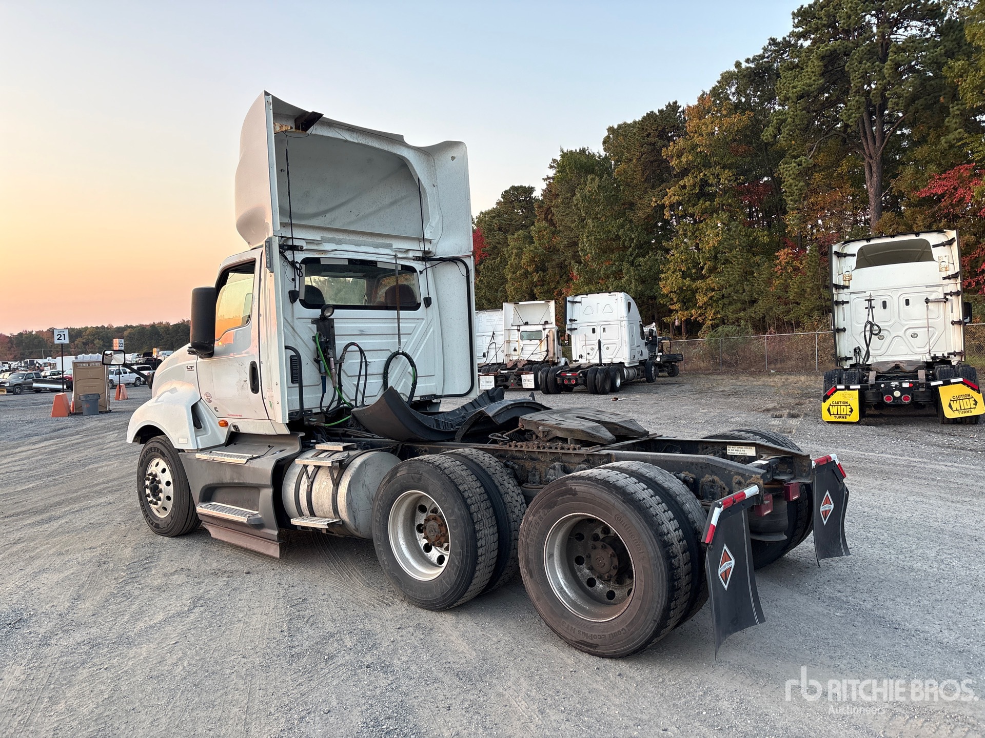 2018 International LT625