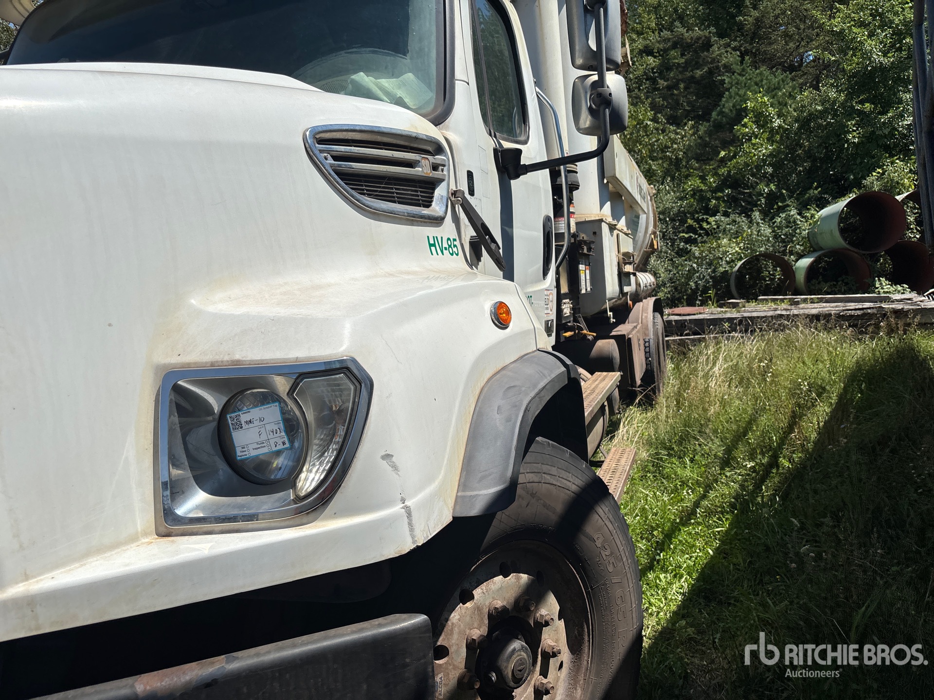 2017 Freightliner 114SD