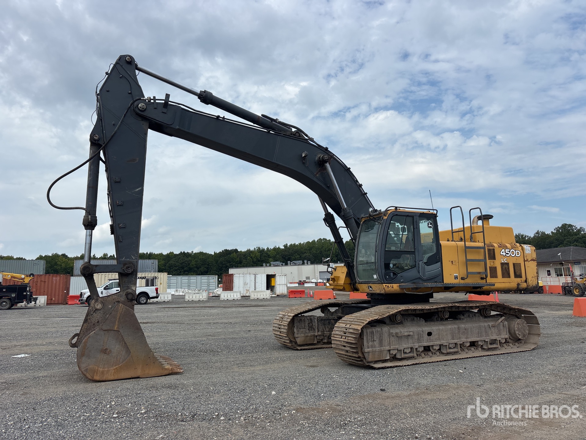Photo of 2008 John Deere 450DLC