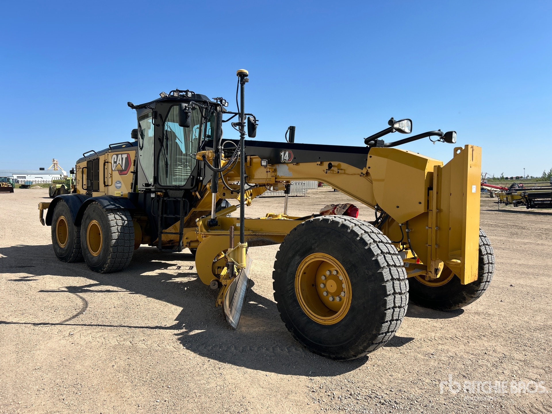 2021 Caterpillar 14