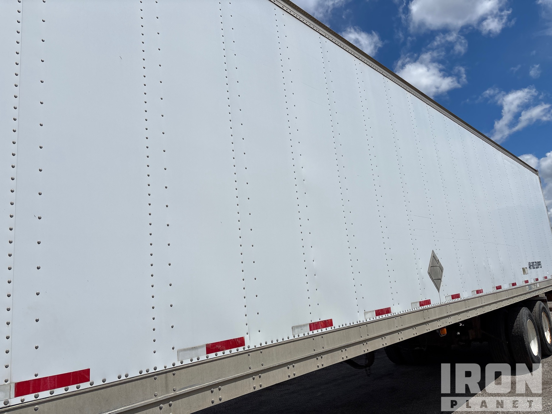 1999 Stoughton 53 FT X 102 IN T/A