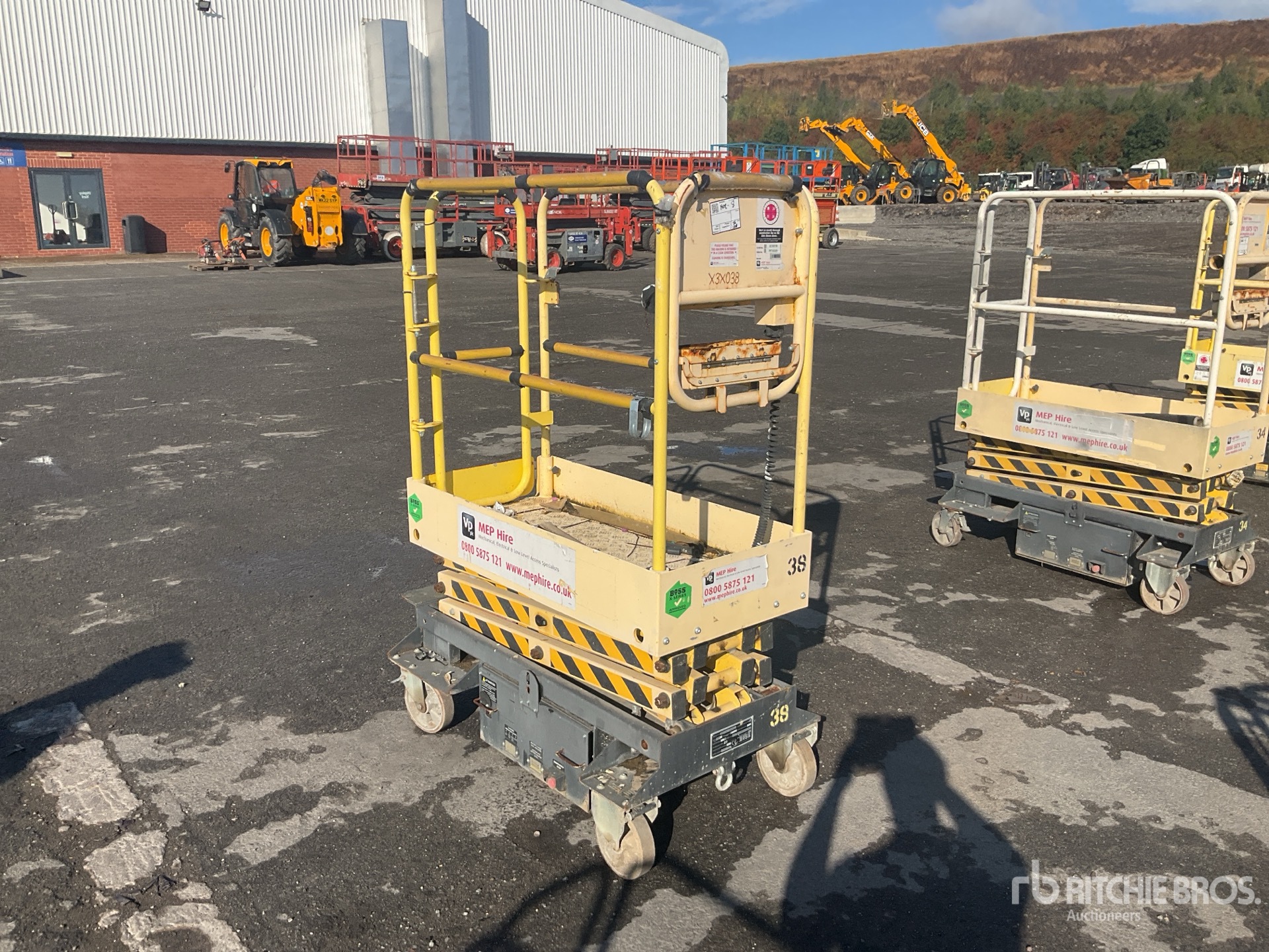 General Appearance with Picture, Right Front Corner