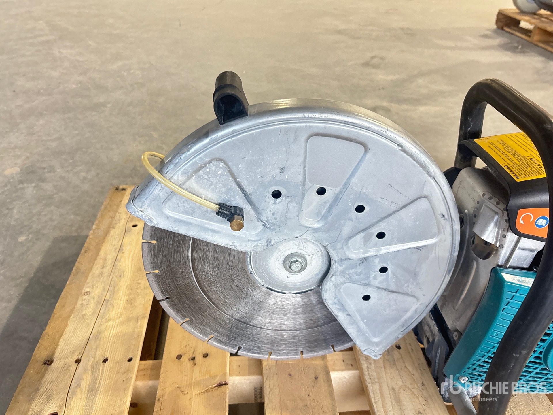 Makita CONCRETE SAW
