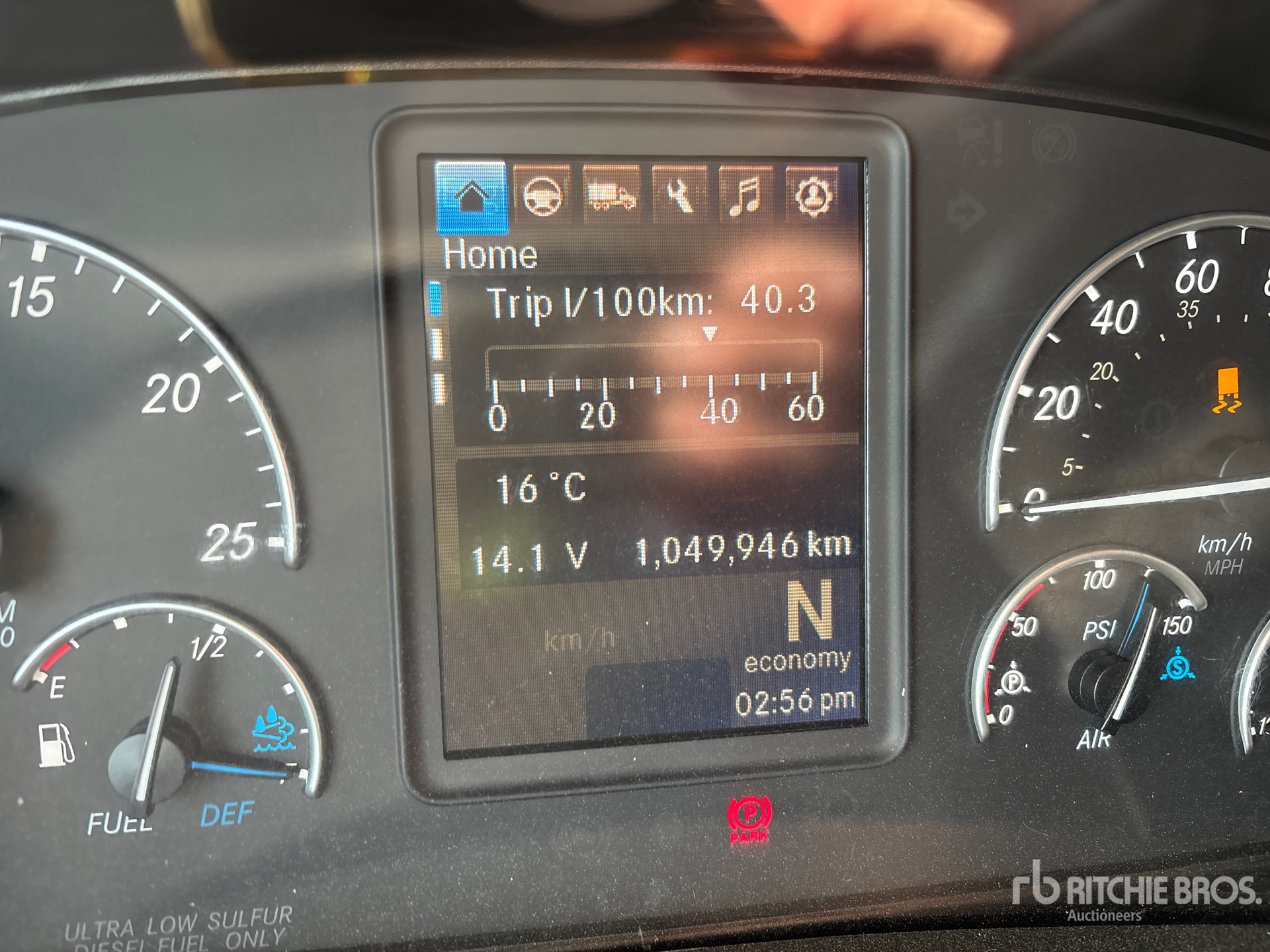 2019 Freightliner CASCADIA 126