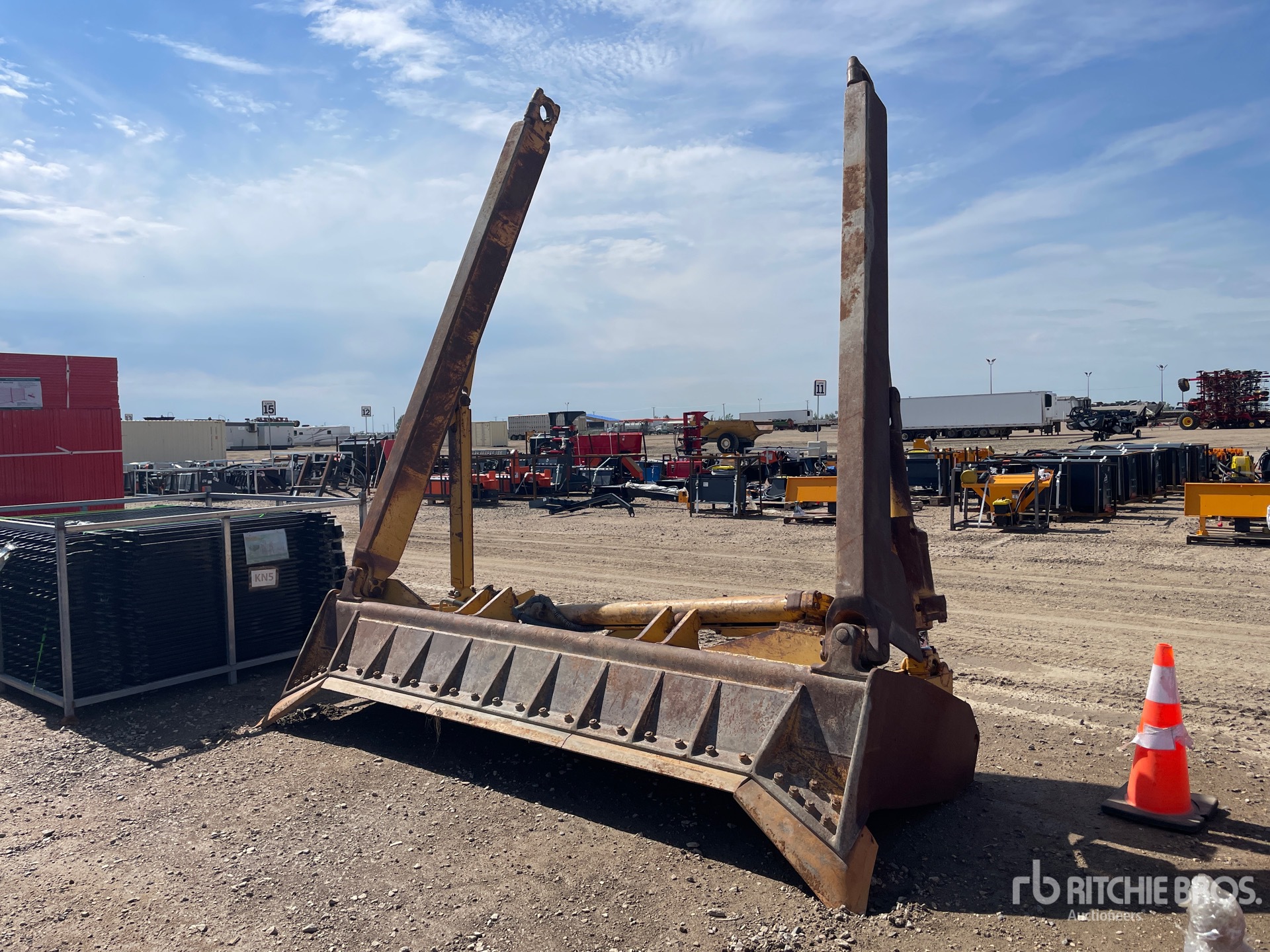 Photo of Caterpillar D7R