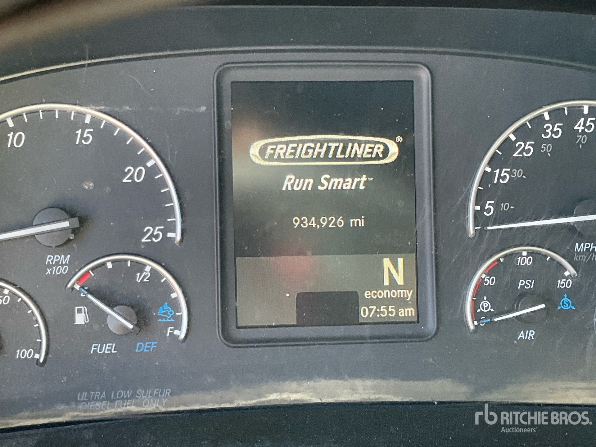 2019 Freightliner CASCADIA 126