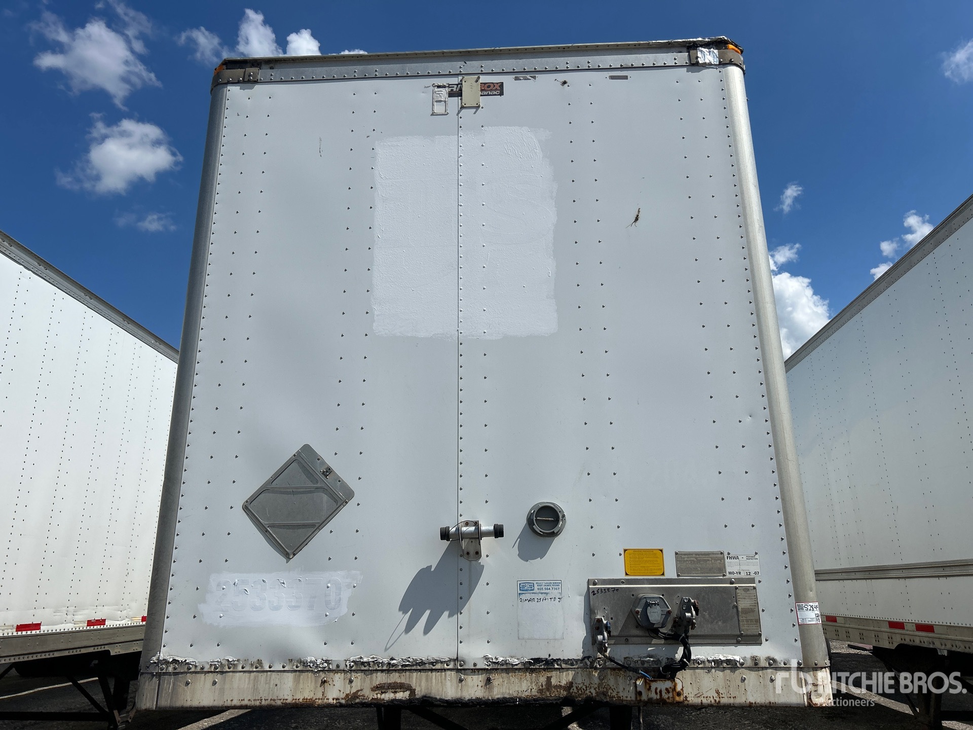 2009 Strick 53 FT X 102 IN T/A