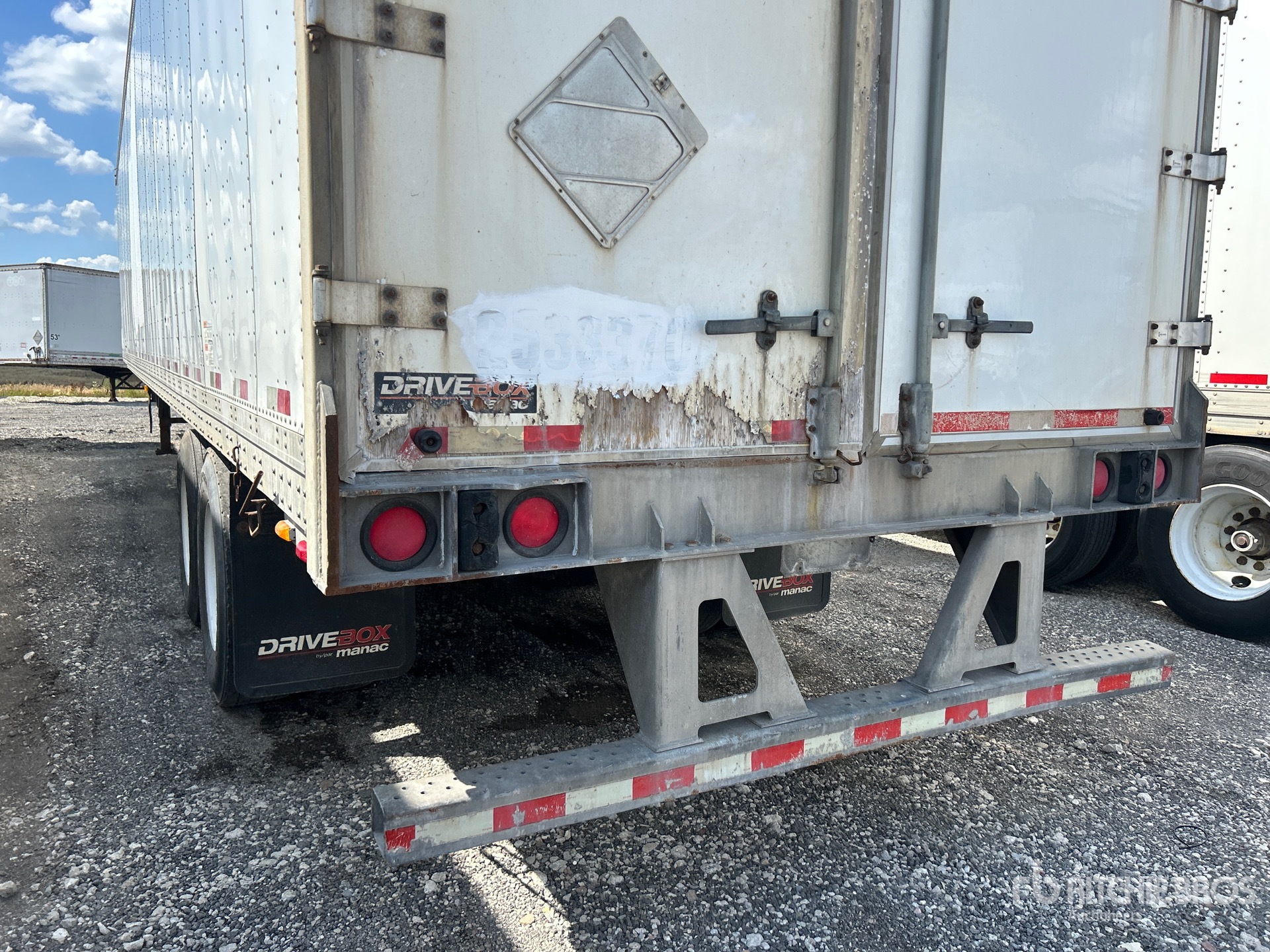 2009 Strick 53 FT X 102 IN T/A