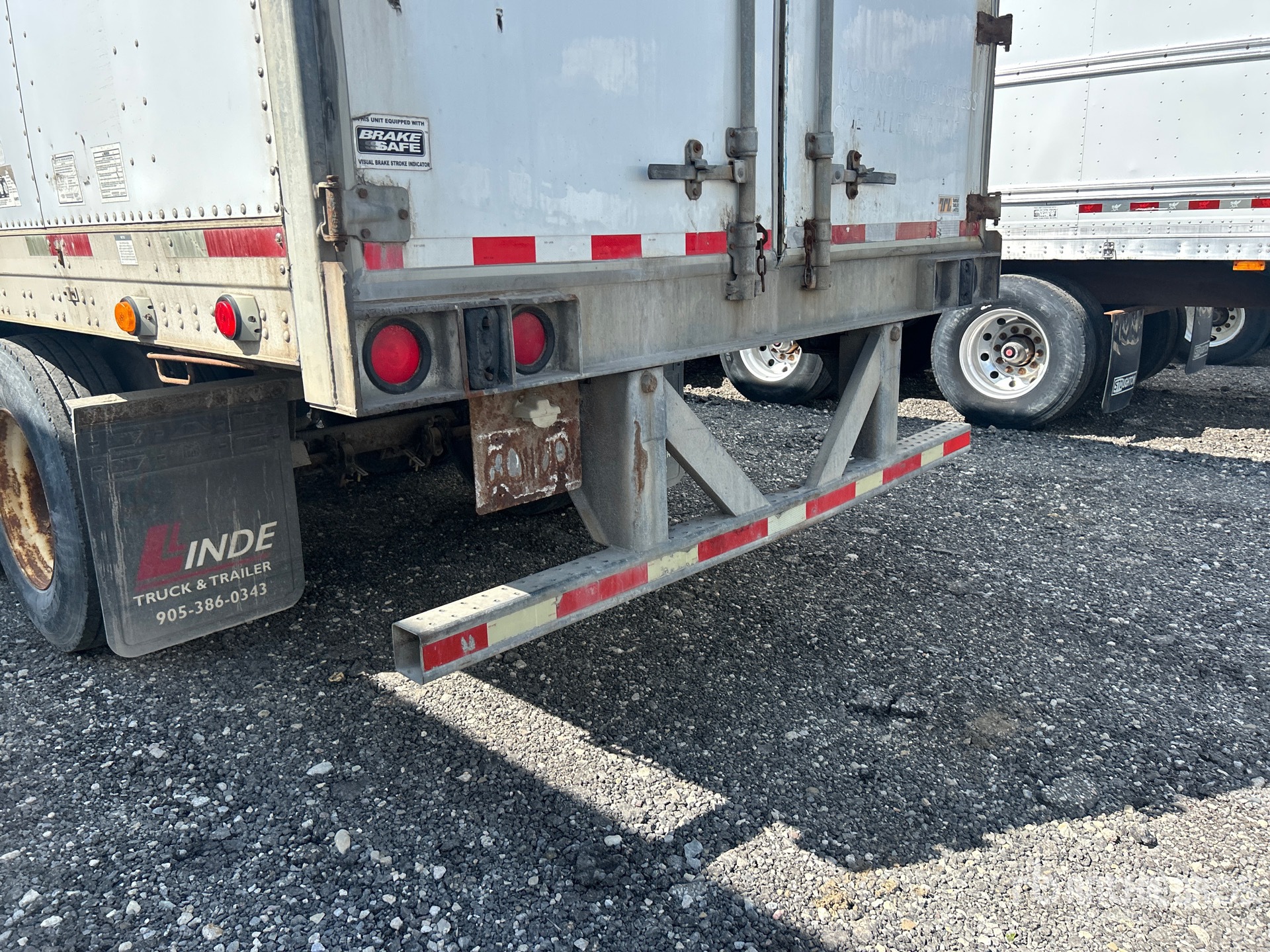 2002 Trailmobile 53 FT X 102 IN T/A