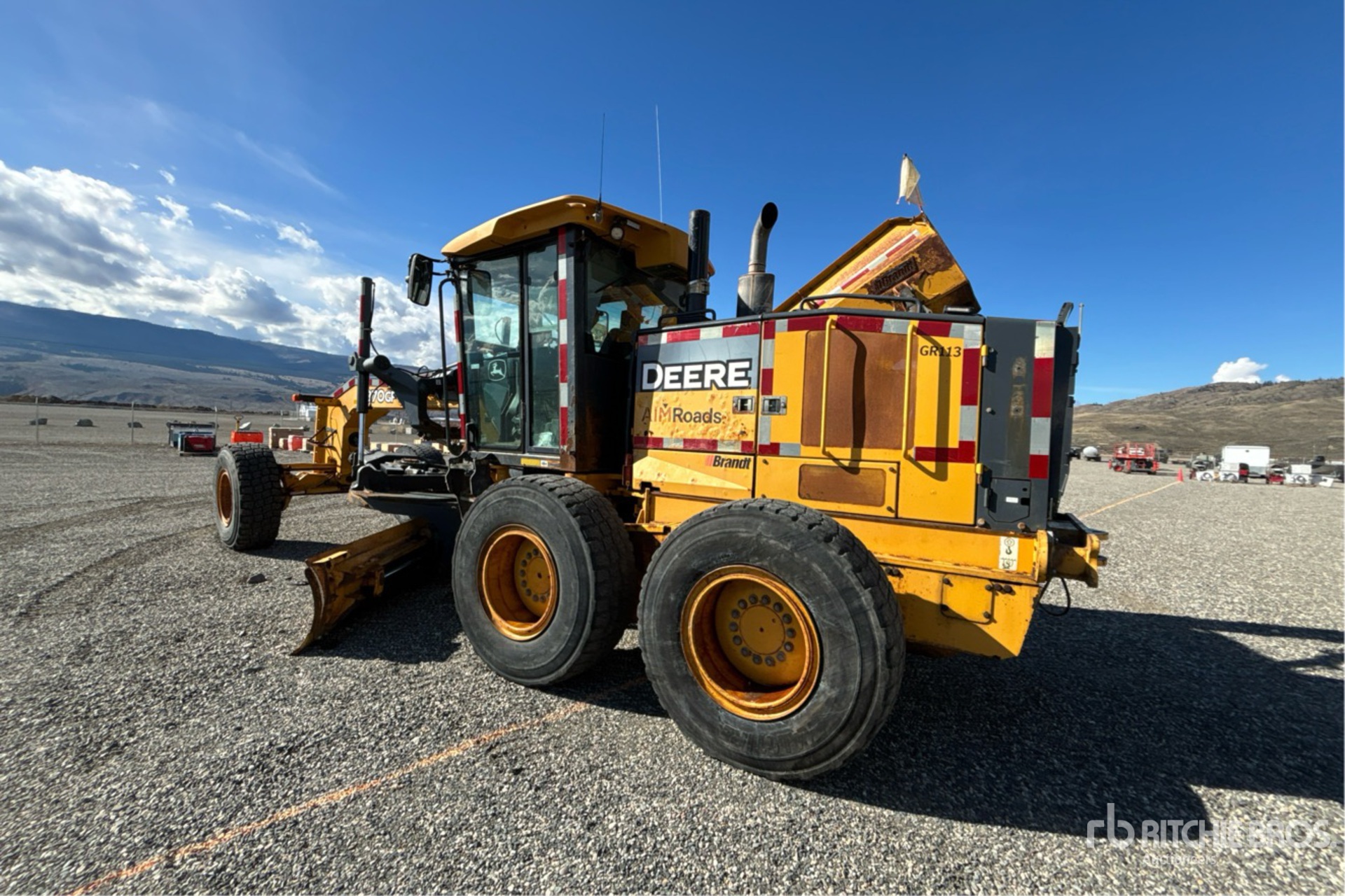 2012 John Deere 870G