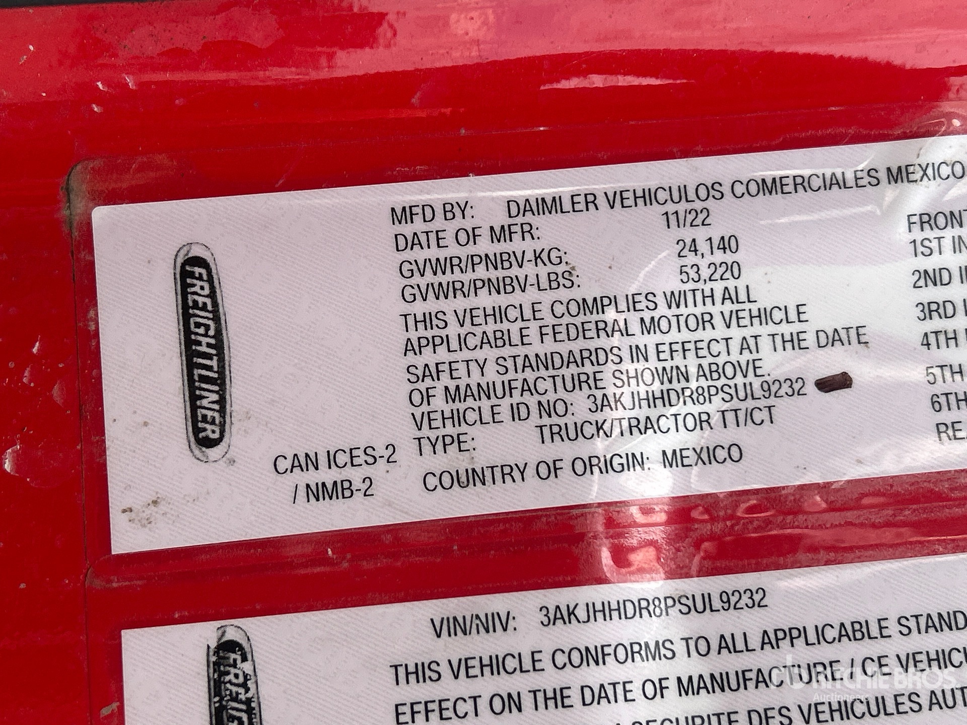 2023 Freightliner CASCADIA 126