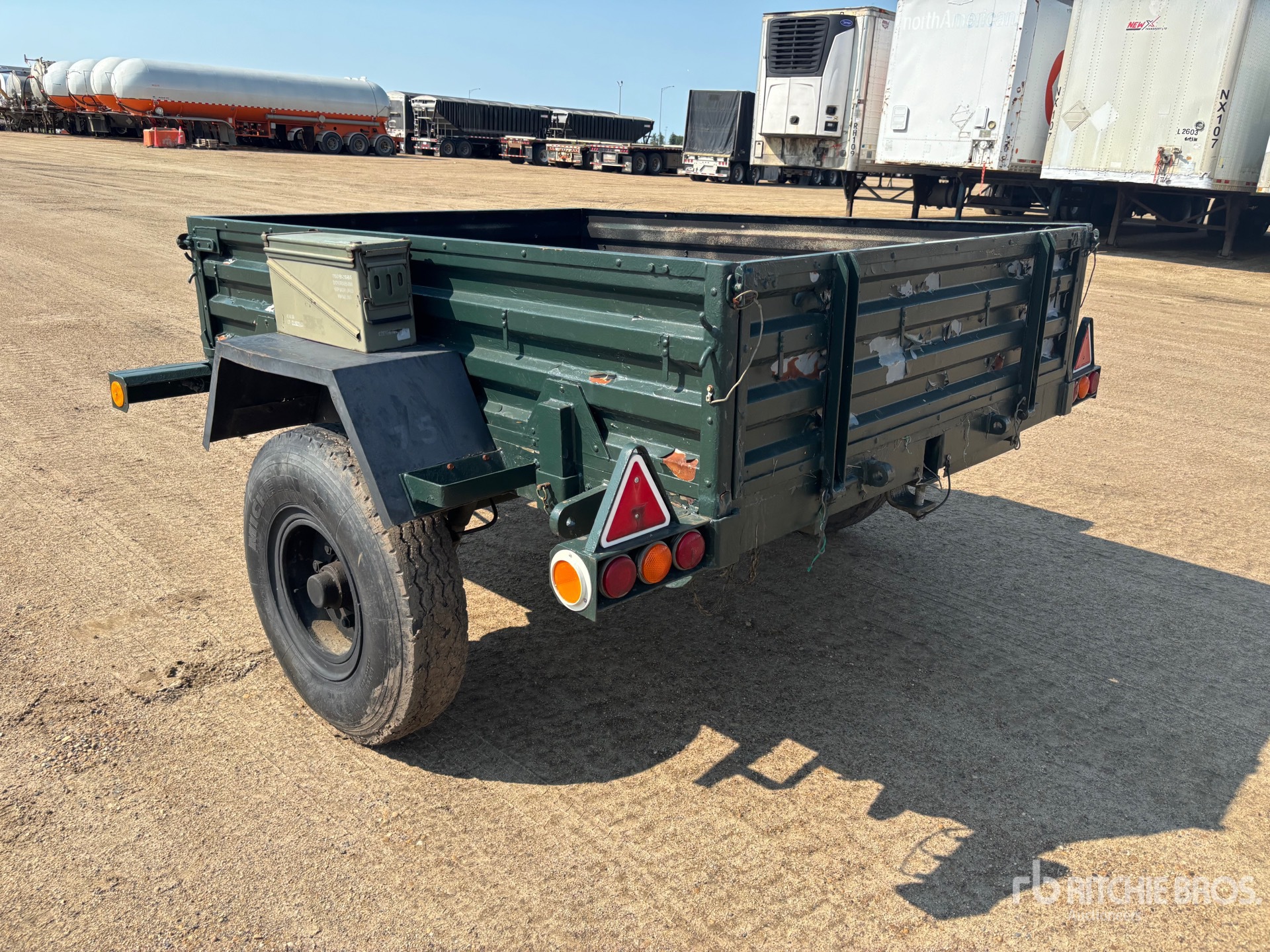 General Appearance with Picture, Left Rear Corner
