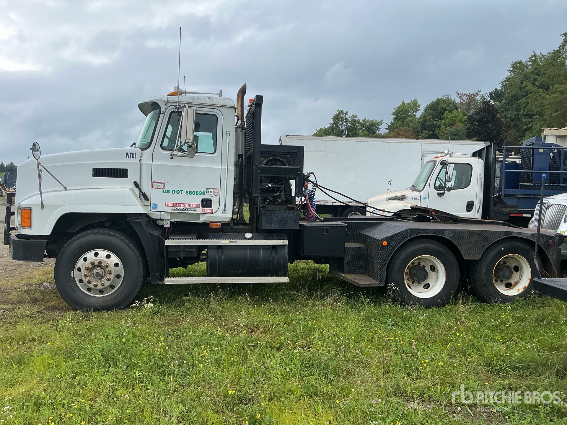 2003 Mack CH612