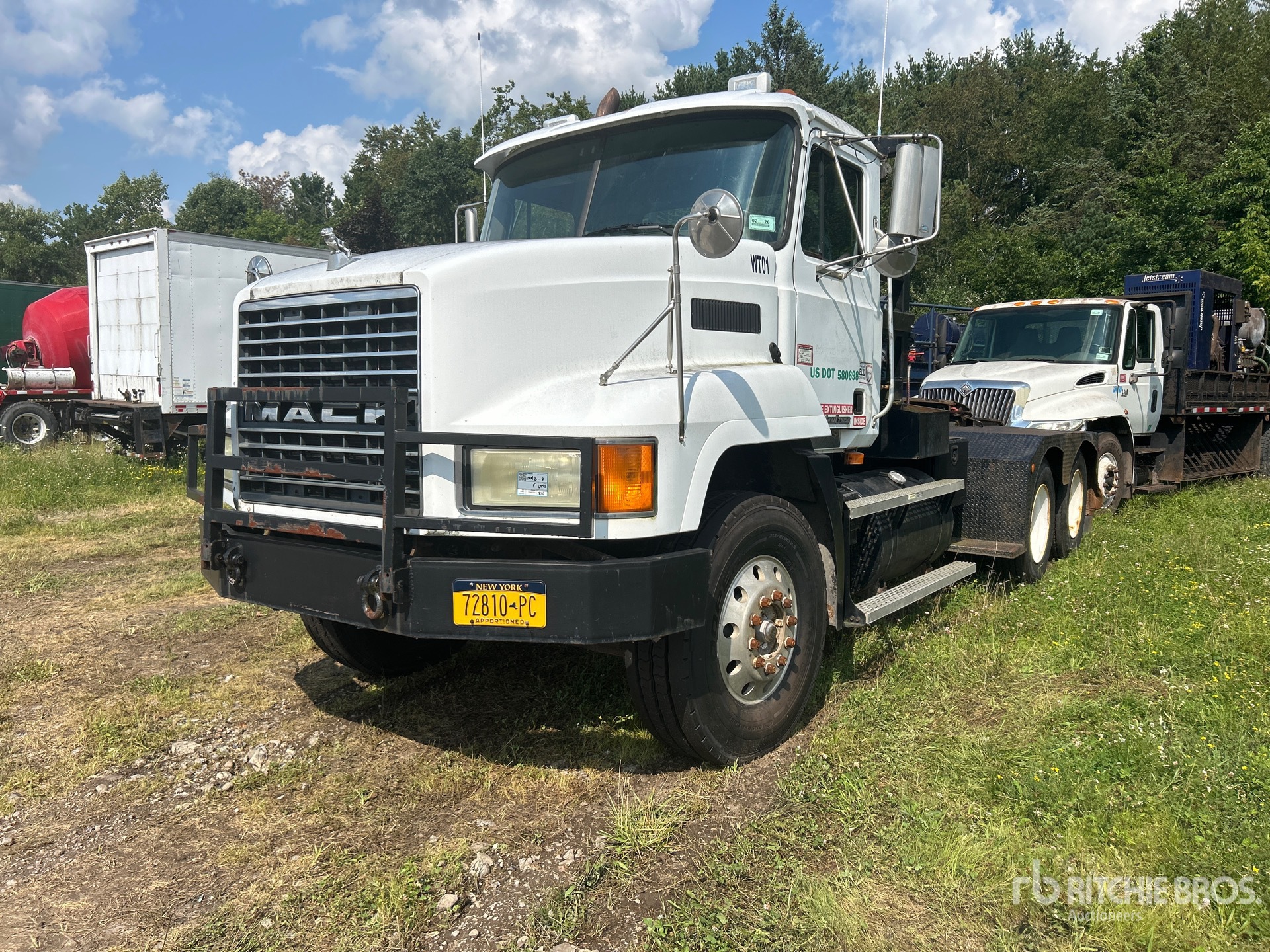 2003 Mack CH612