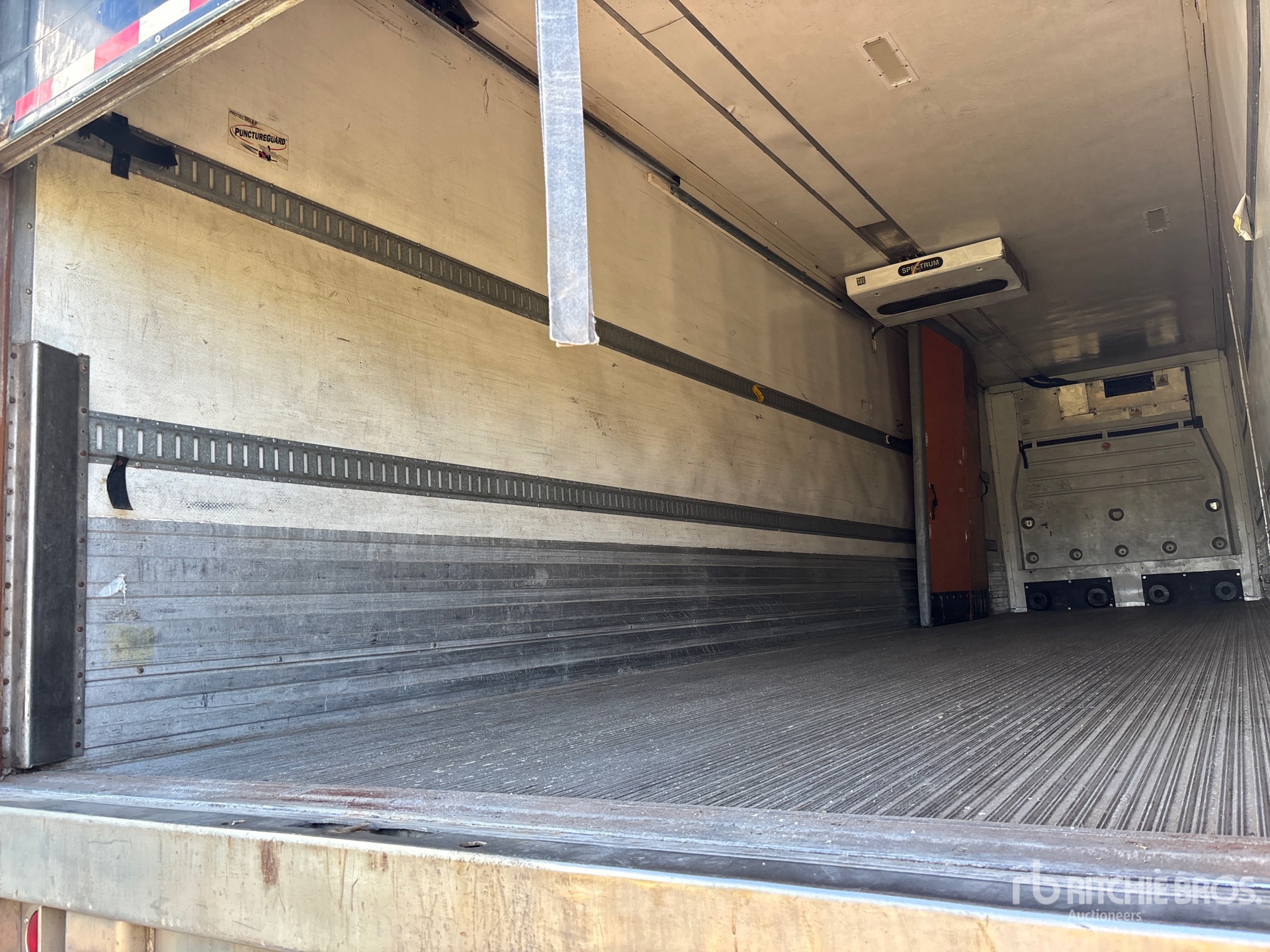 2012 Great Dane 36 ft x 102 in T/A Multi -Temp