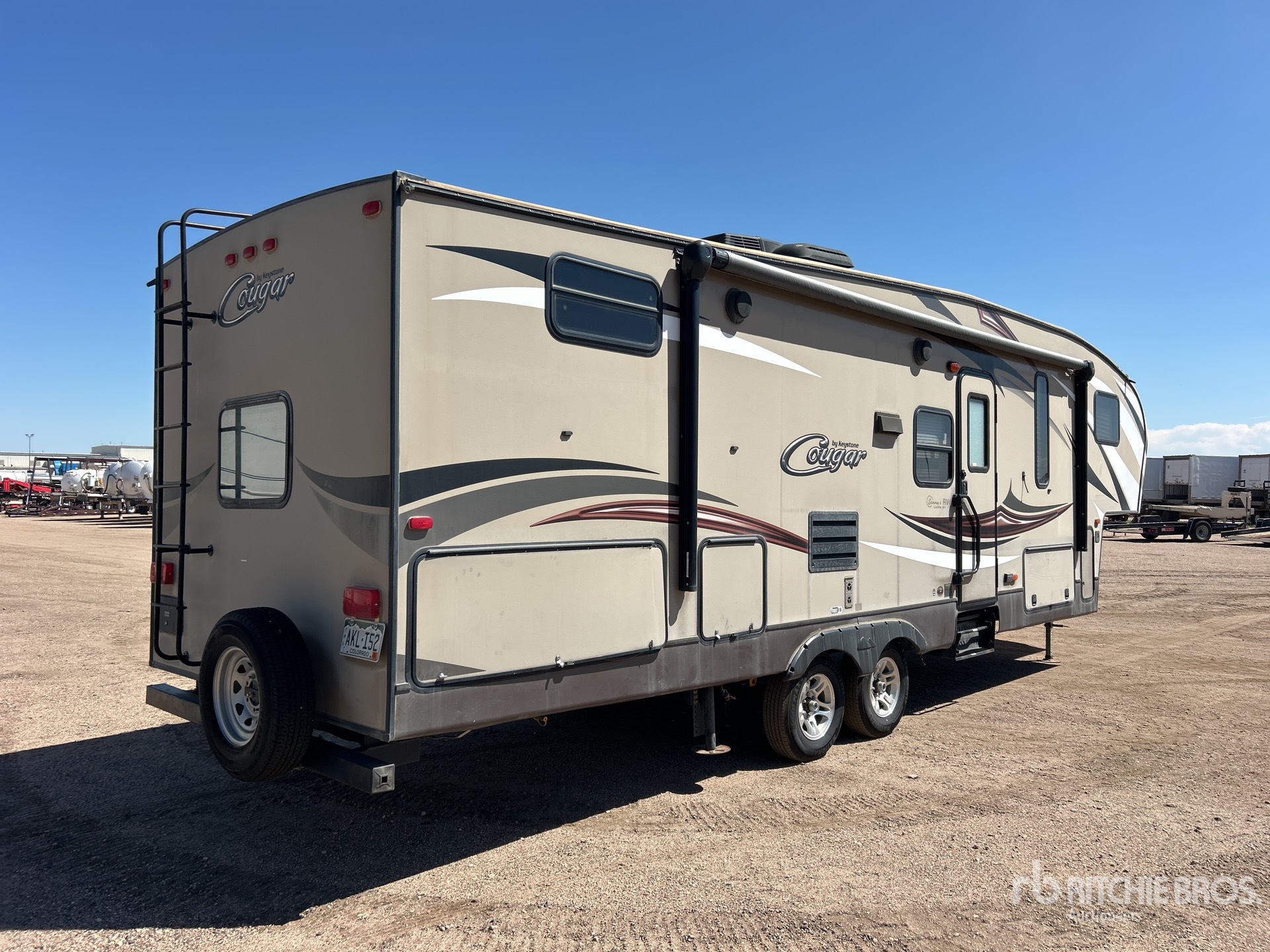 General Appearance with Picture, Right Rear Corner