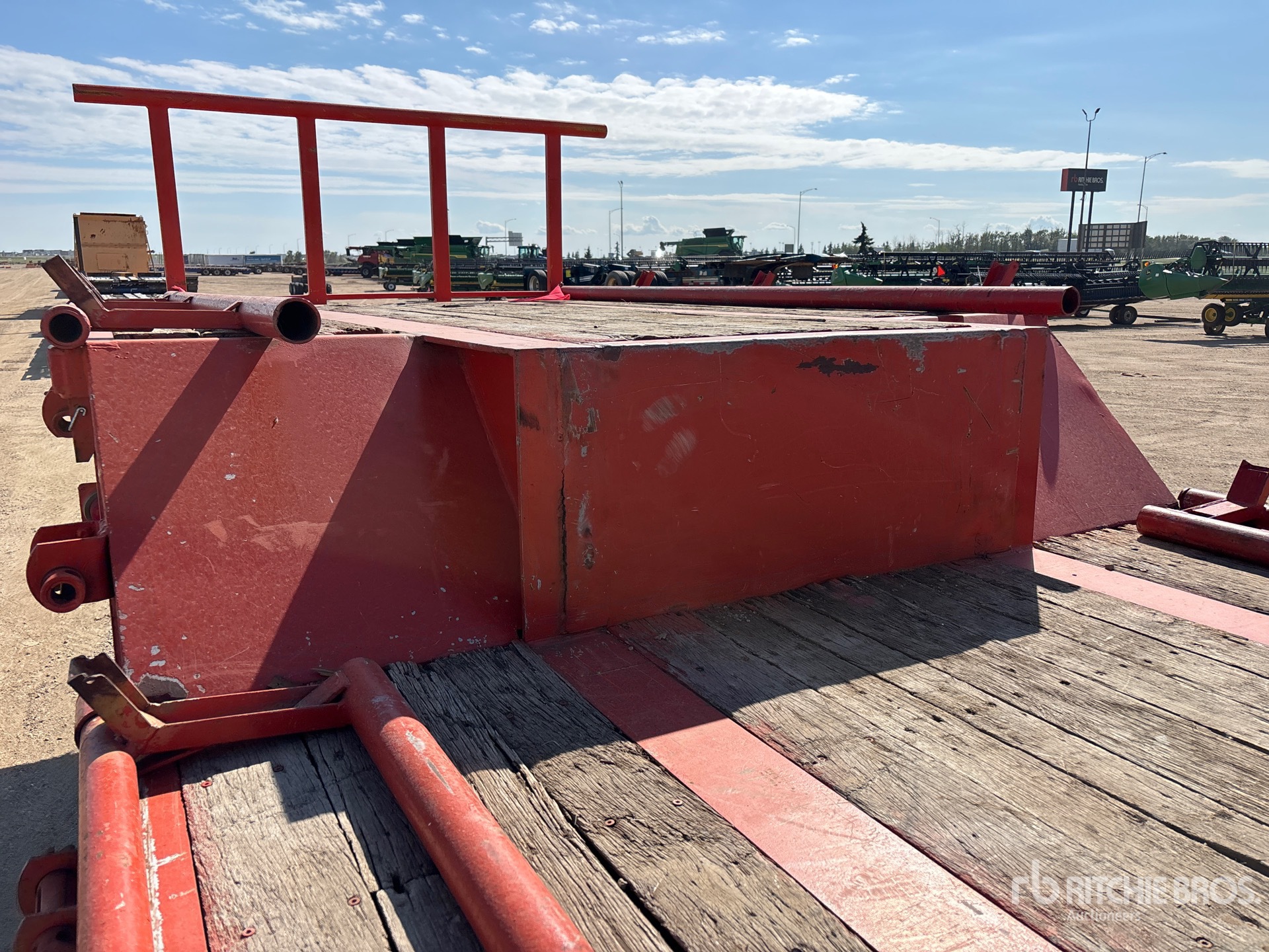 1985 Transcraft 53 FT TRI/A