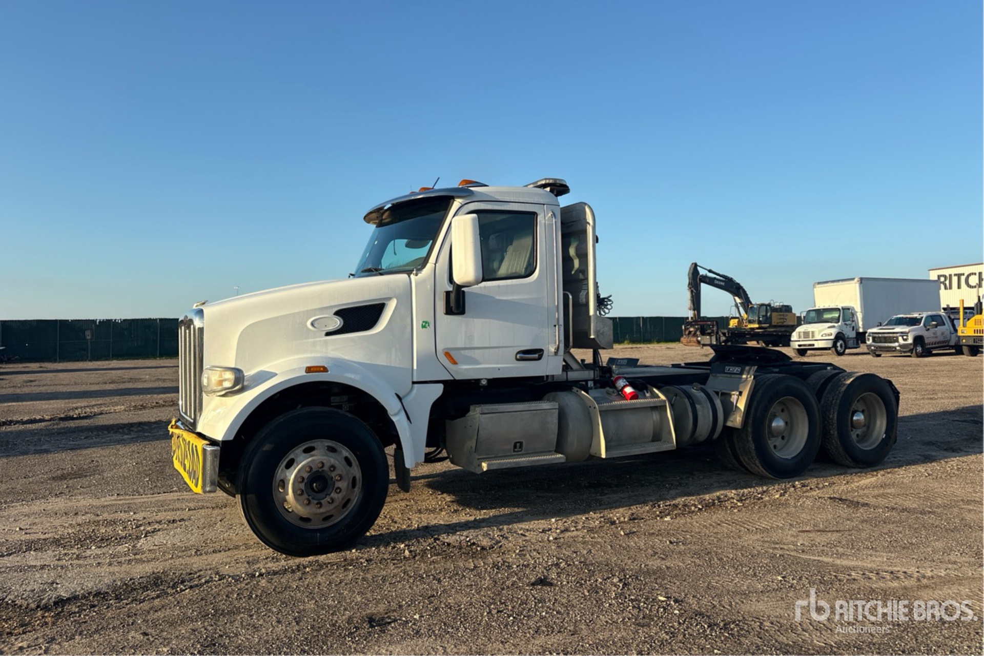 2017 Peterbilt 567