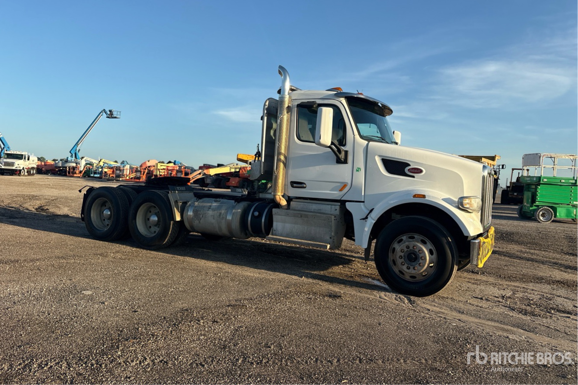 2017 Peterbilt 567