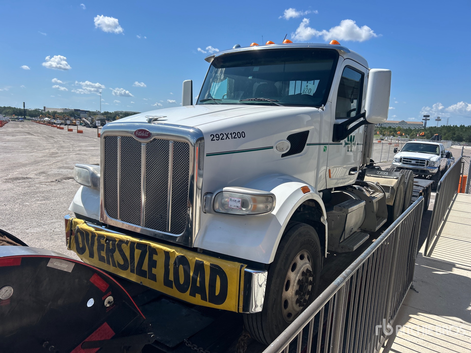2017 Peterbilt 567