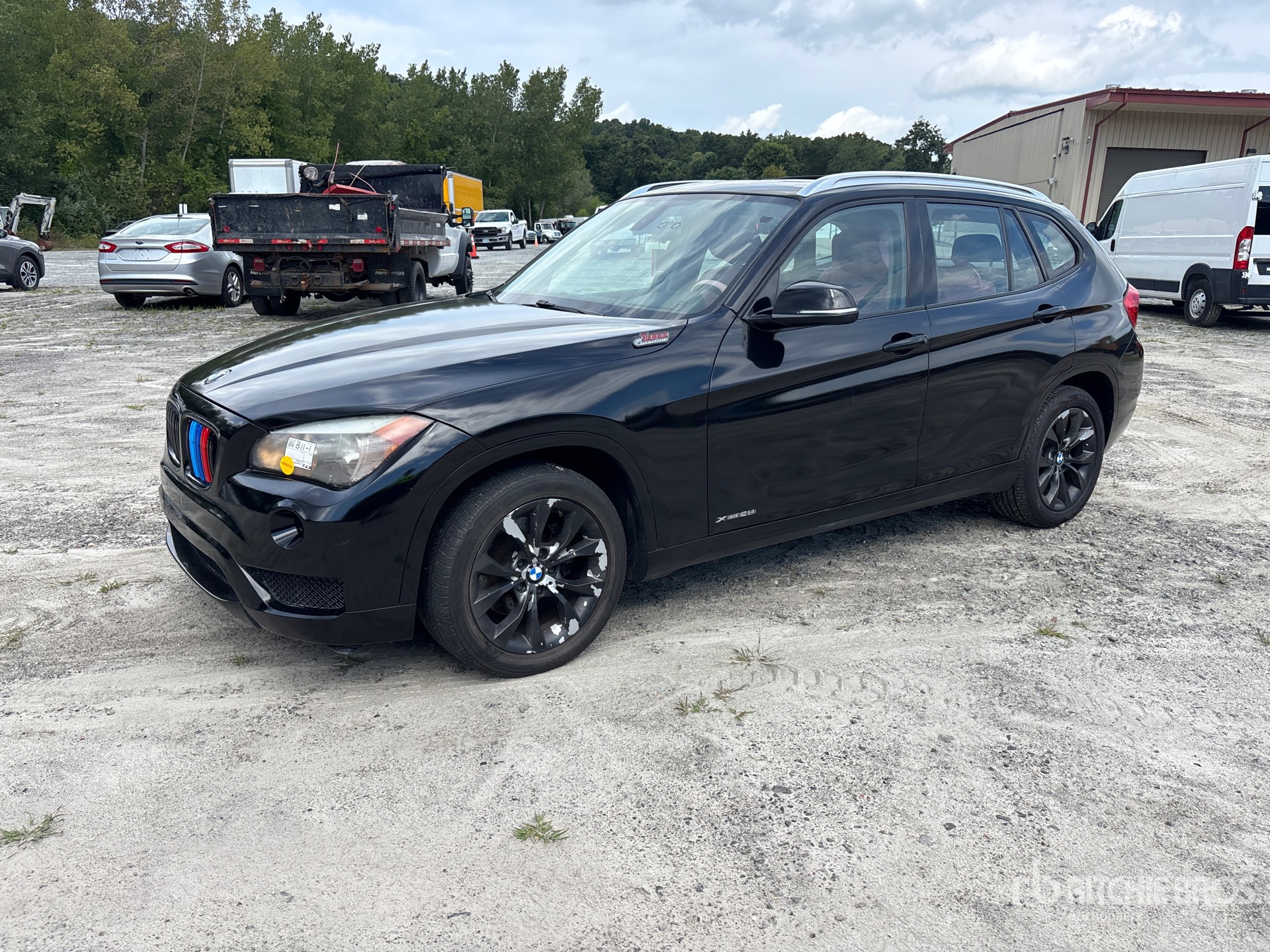 General Appearance with Featured Photo