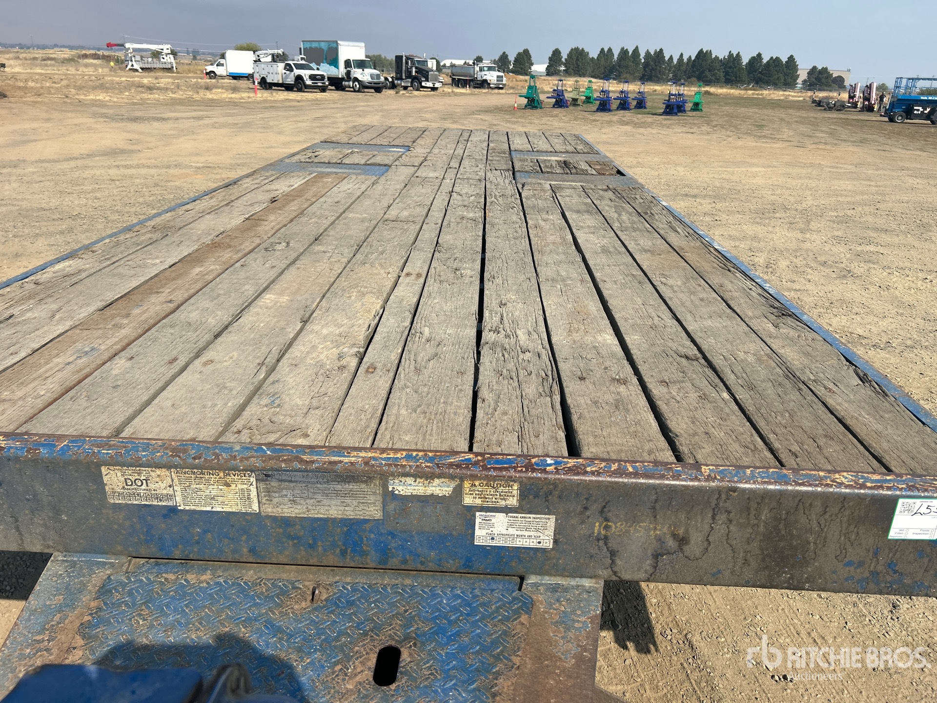 2019 Trail King TK40LP