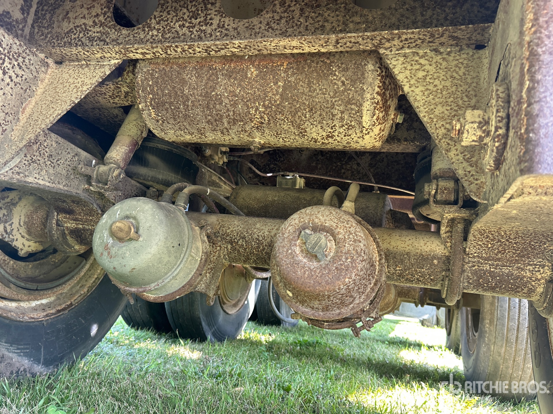 1996 Doepker SUPER B-TRAIN (INOPERABLE)
