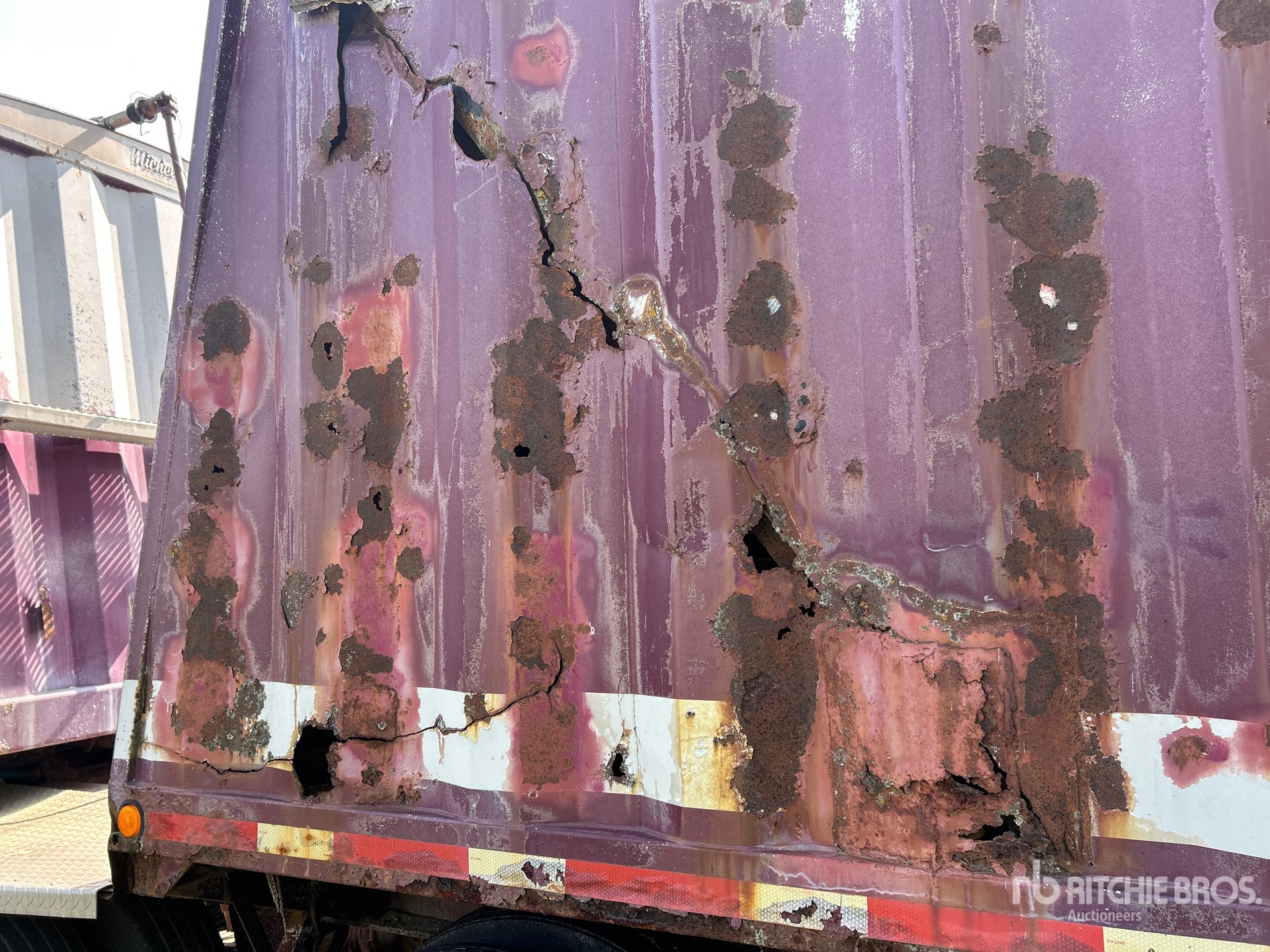 1996 Doepker SUPER B-TRAIN (INOPERABLE)