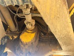 Drivetrain with Transfer Case / Drop Box