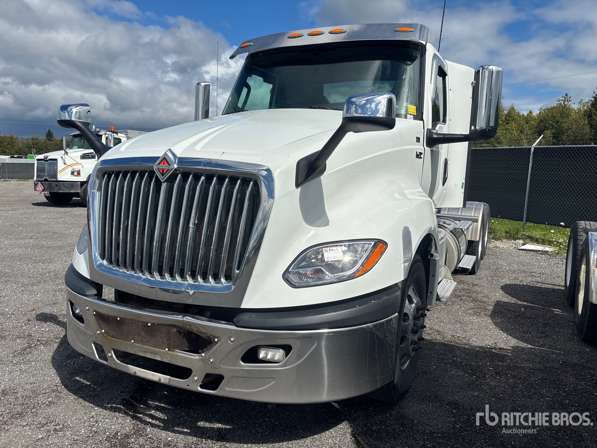 Photo of 2018 International LT625