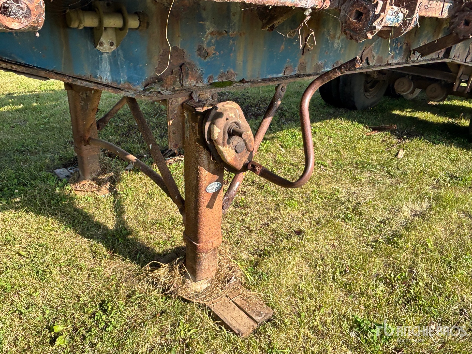1993 Doepker 28 FT TRI/A SUPER B-TRAIN LEAD
