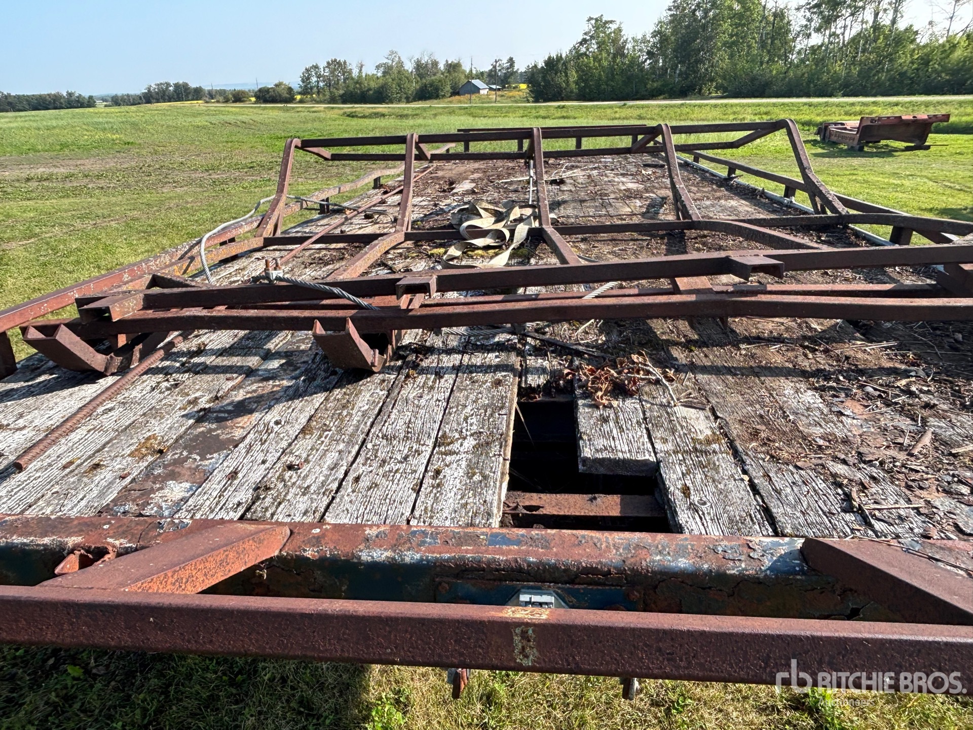 1993 Doepker 28 FT TRI/A SUPER B-TRAIN LEAD