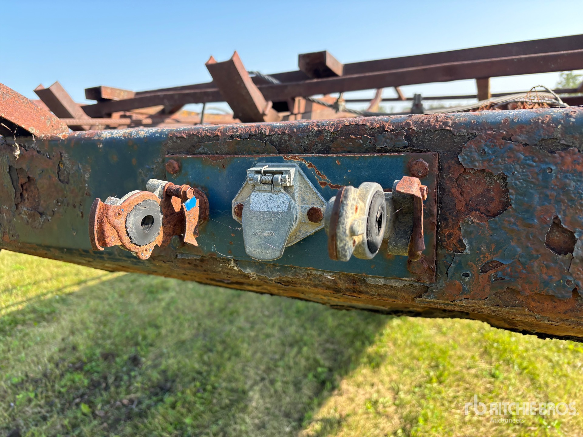 1993 Doepker 28 FT TRI/A SUPER B-TRAIN LEAD