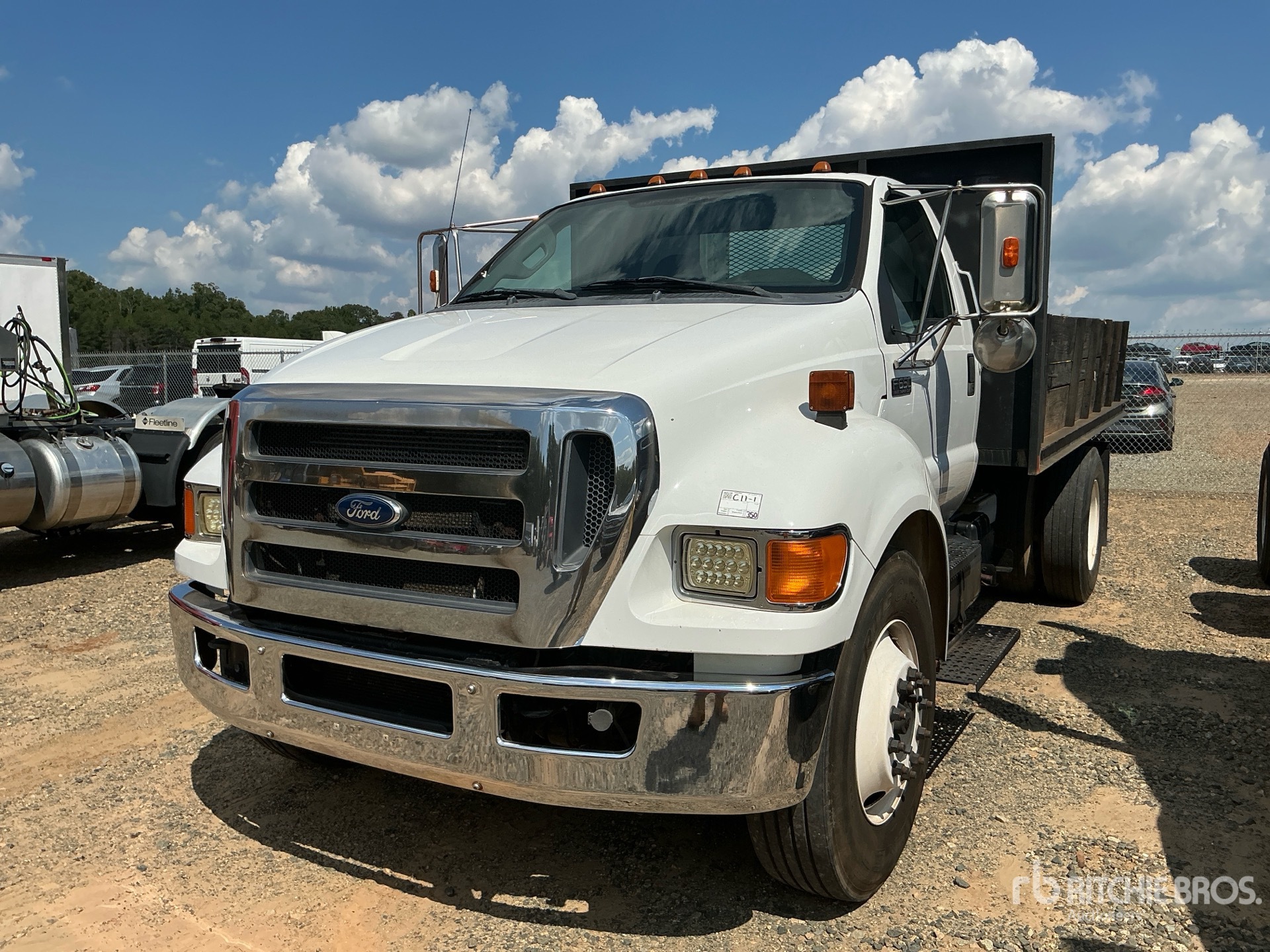 Photo of 2011 Ford F-650