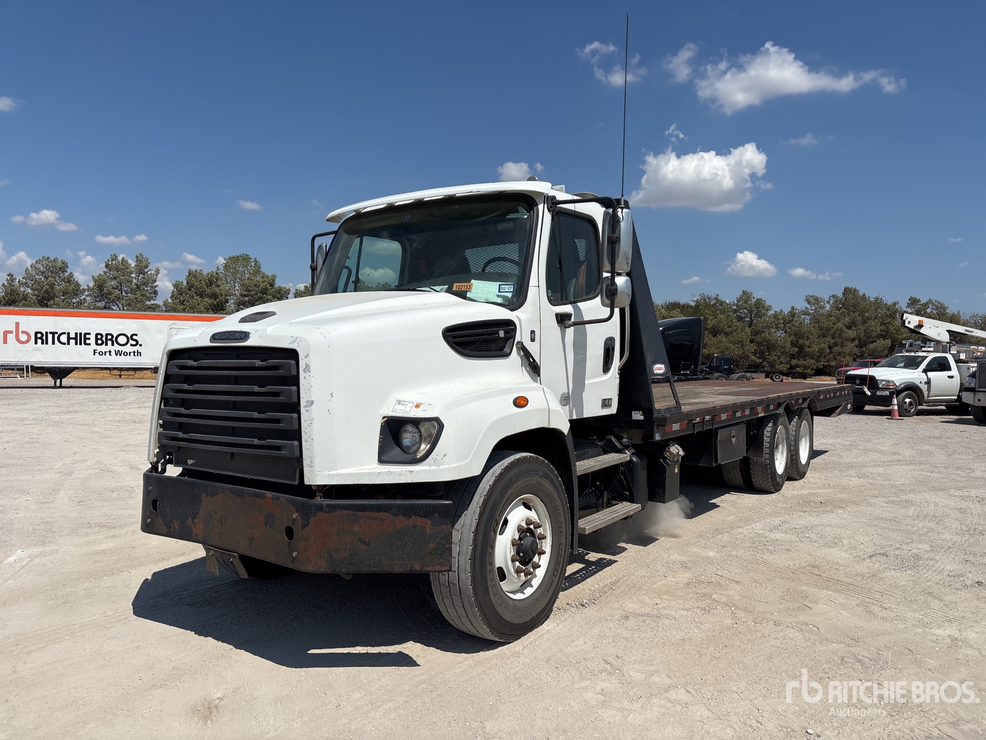 2016 Freightliner 114SD