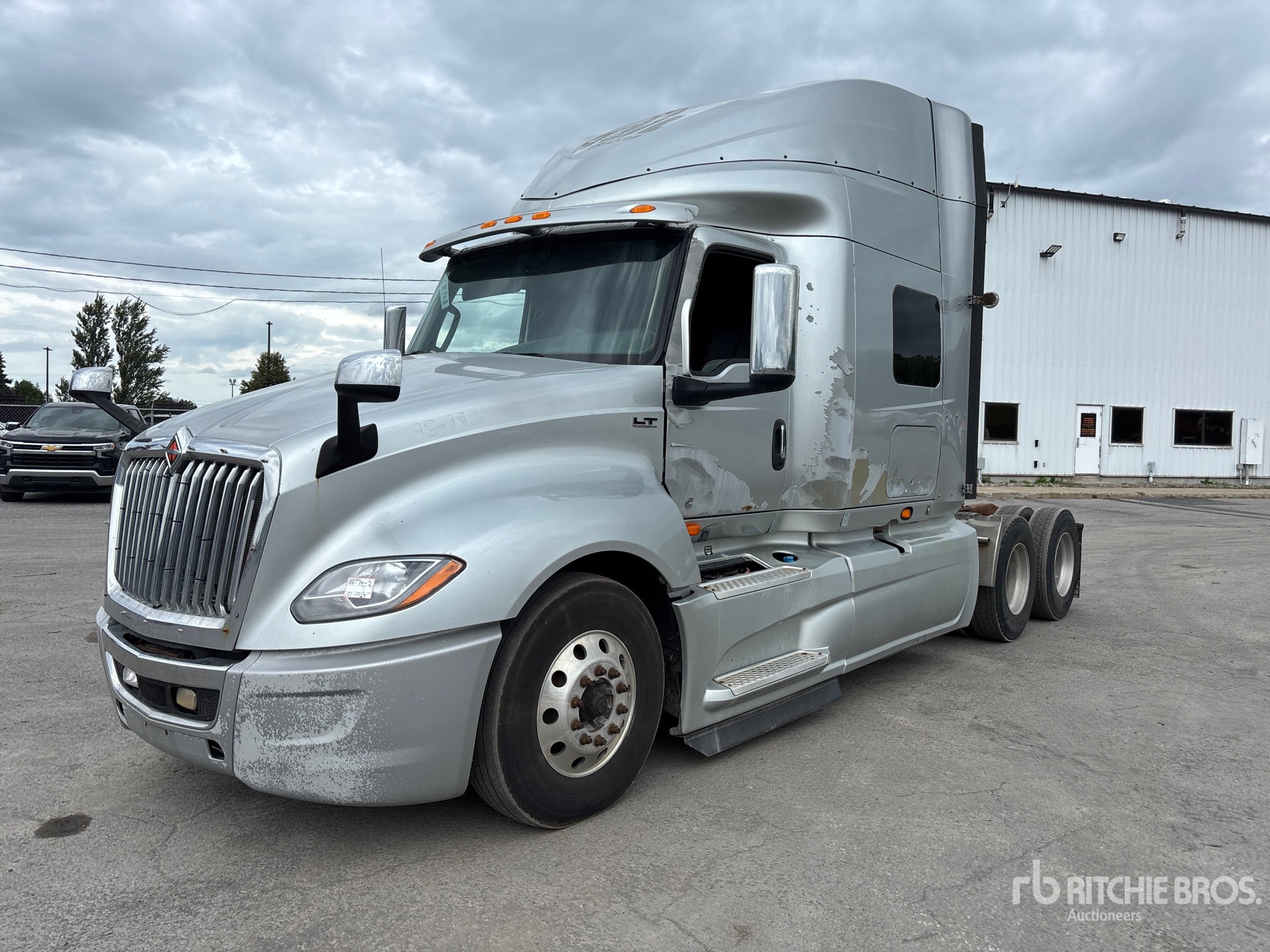 2019 International LT625