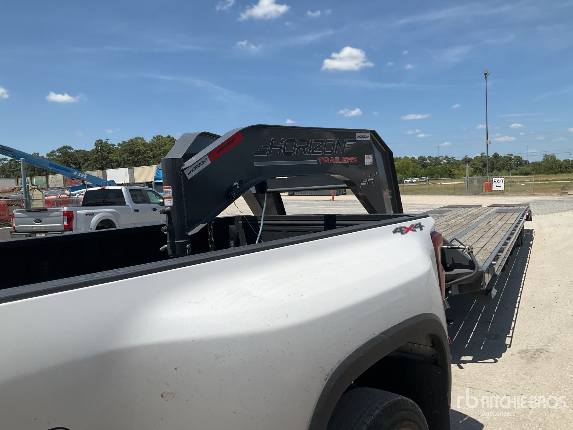 2025 Horizon FHZGN40MR10K