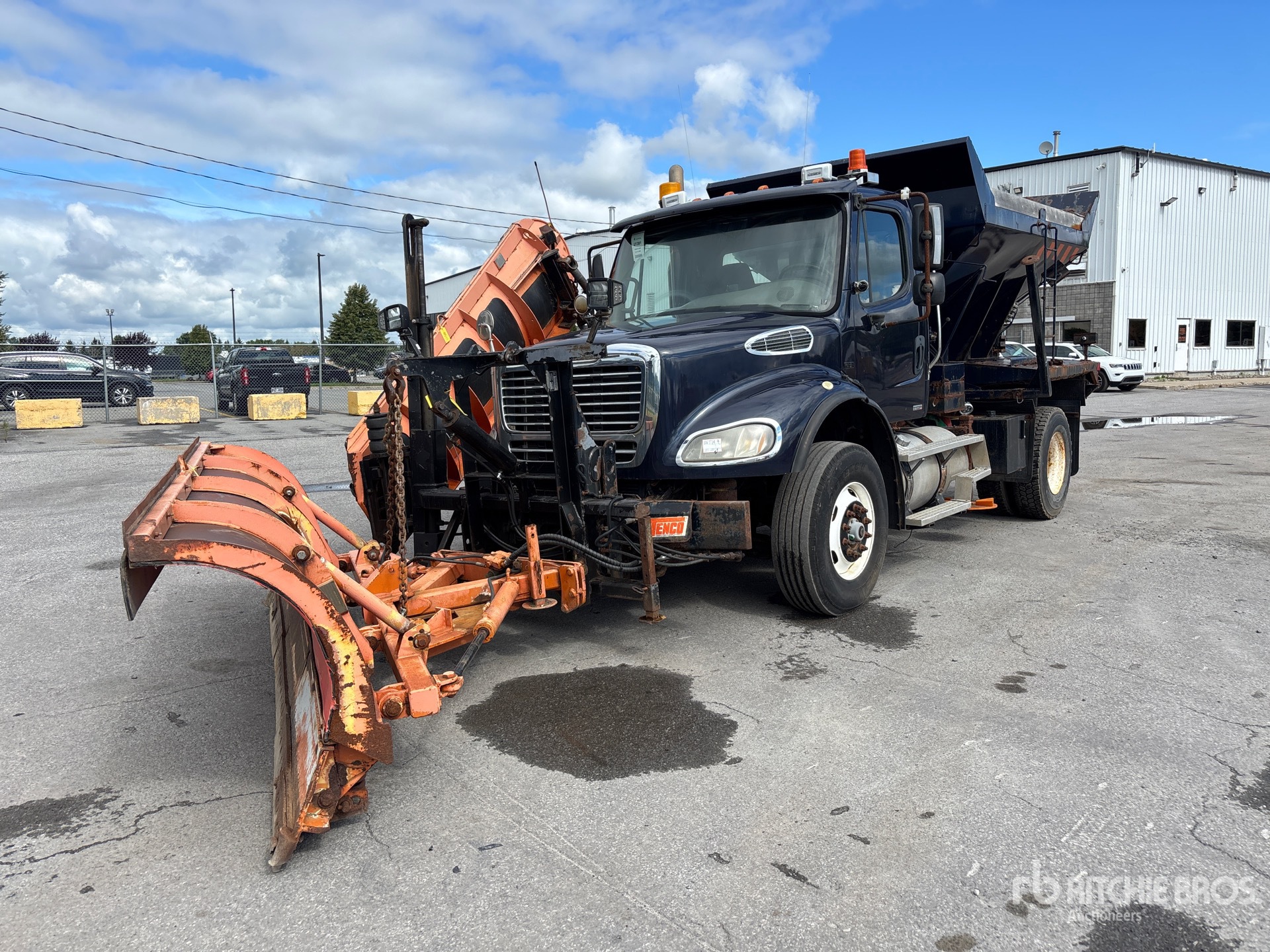 2008 Freightliner M2 112