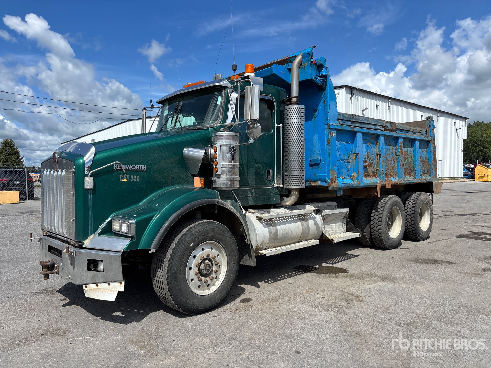 2004 Kenworth T800